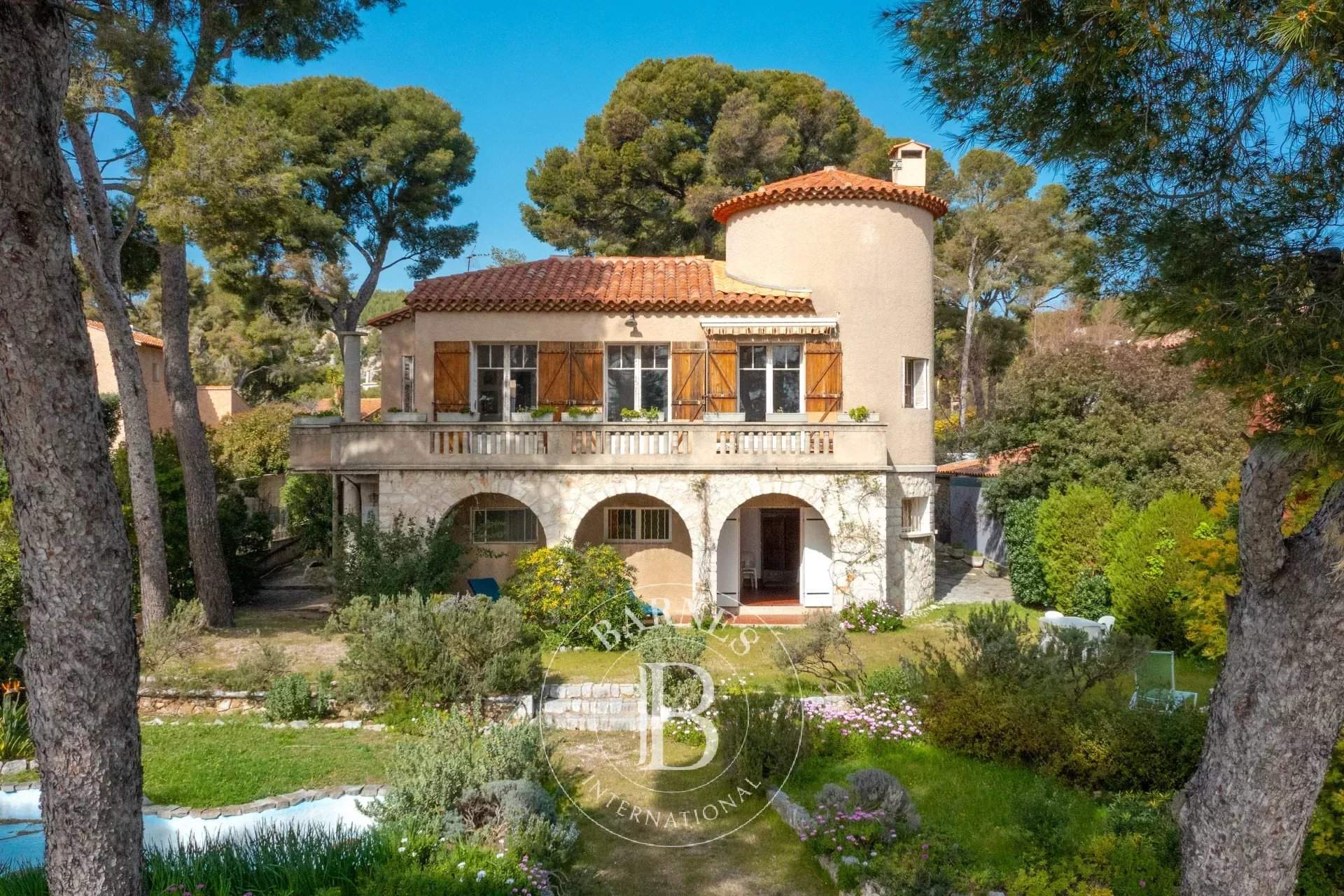 Cassis  - Maison 9 Pi&egrave;ces 5 Chambres - picture 1