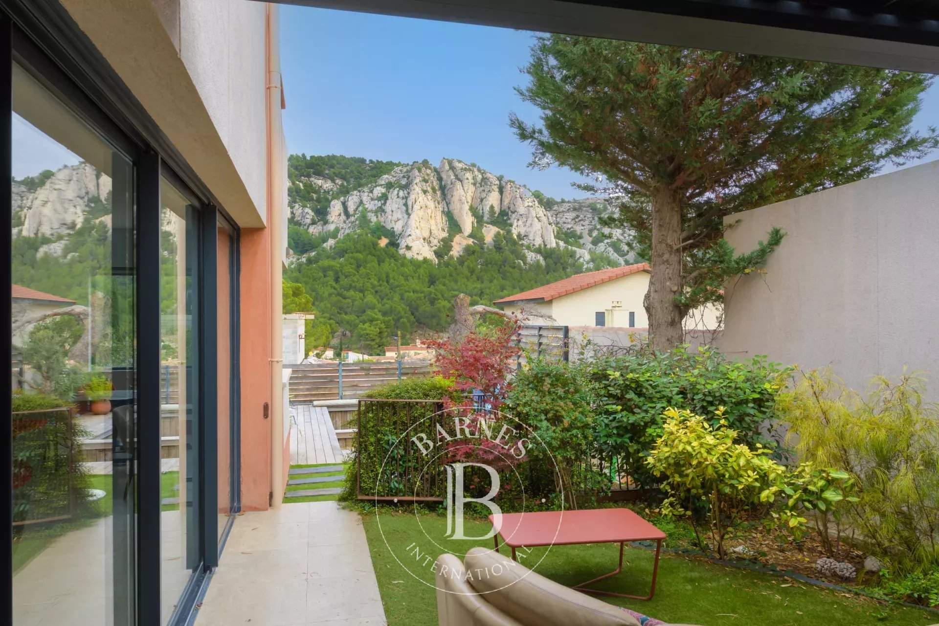 Marseille  - House 5 Bedrooms - picture 2