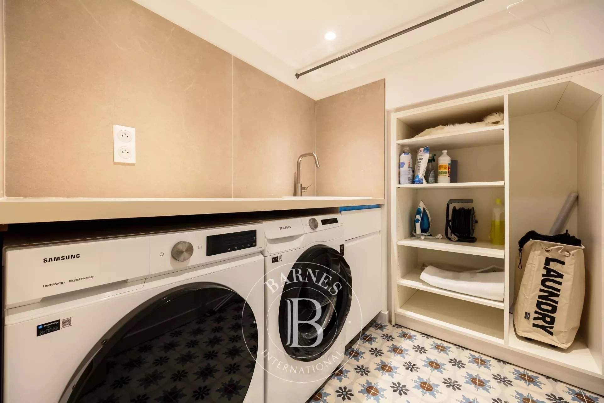 Aix-en-Provence  - Appartement 6 Pi&egrave;ces 3 Chambres - picture 10