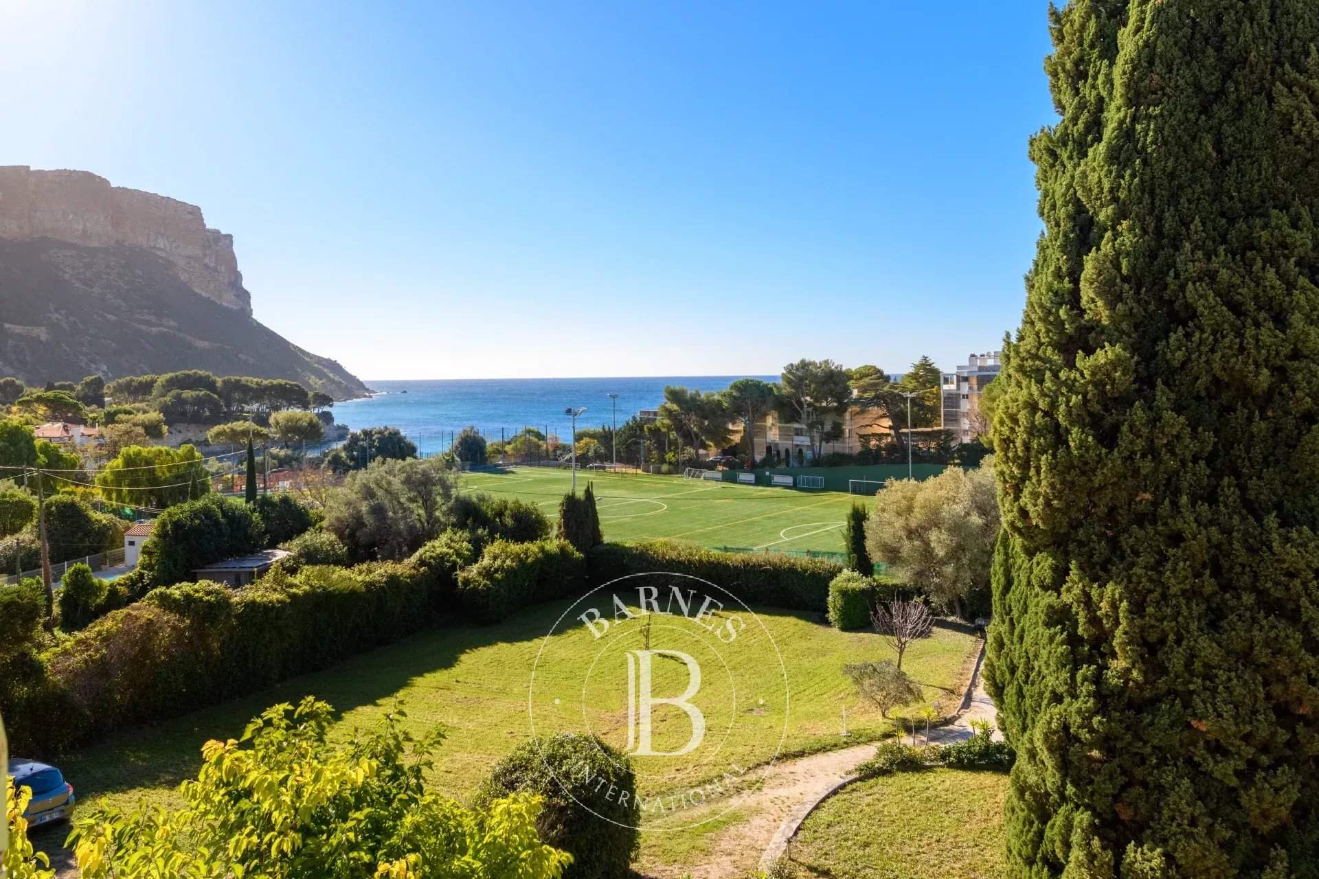 Cassis  - Maison 8 Pi&egrave;ces 6 Chambres - picture 8