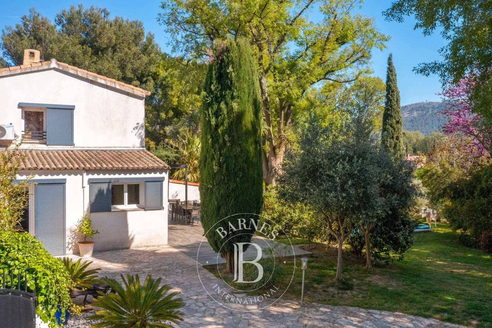 Aubagne  - Maison 6 Pi&egrave;ces 5 Chambres - picture 20