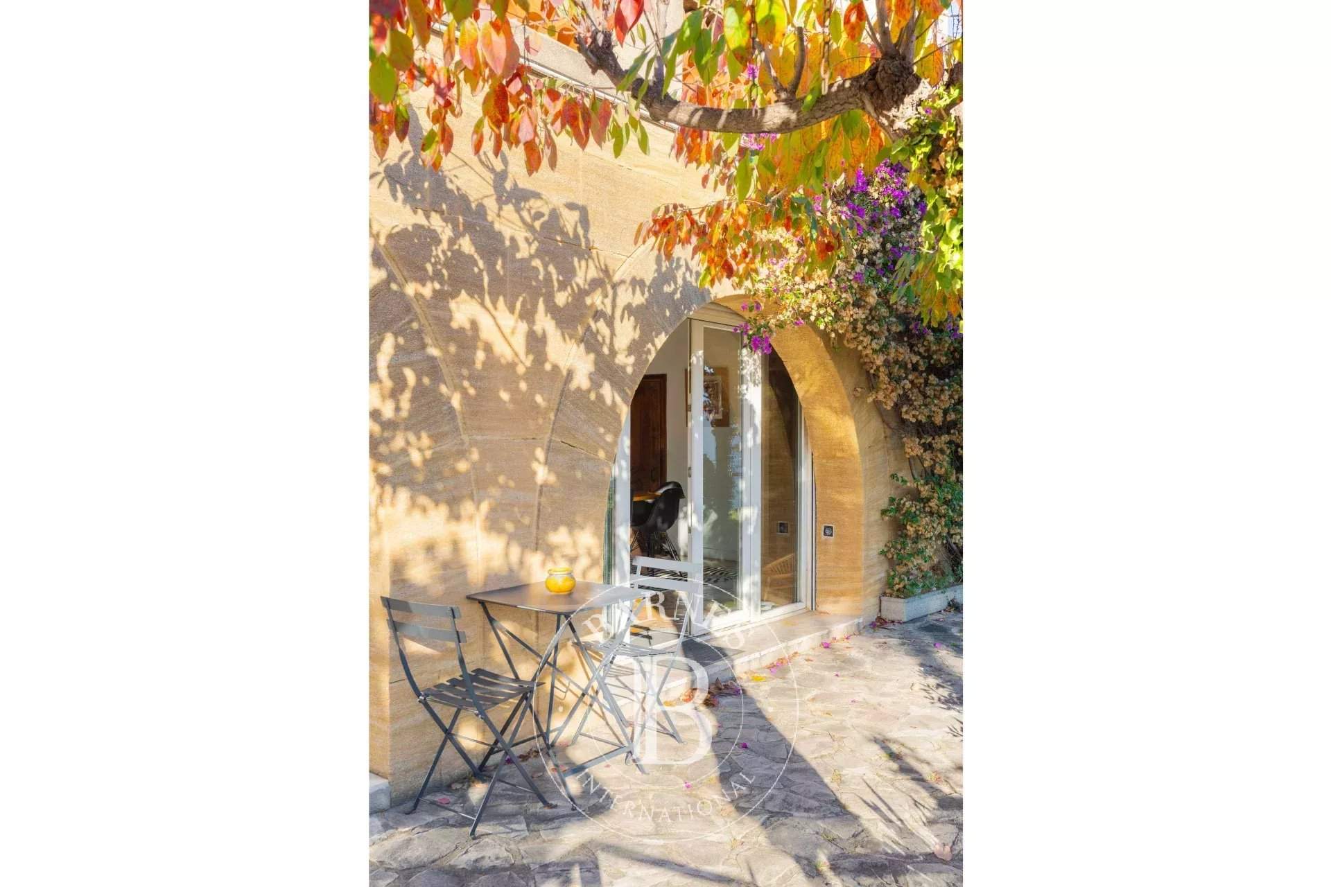 Marseille  - House 6 Bedrooms - picture 12