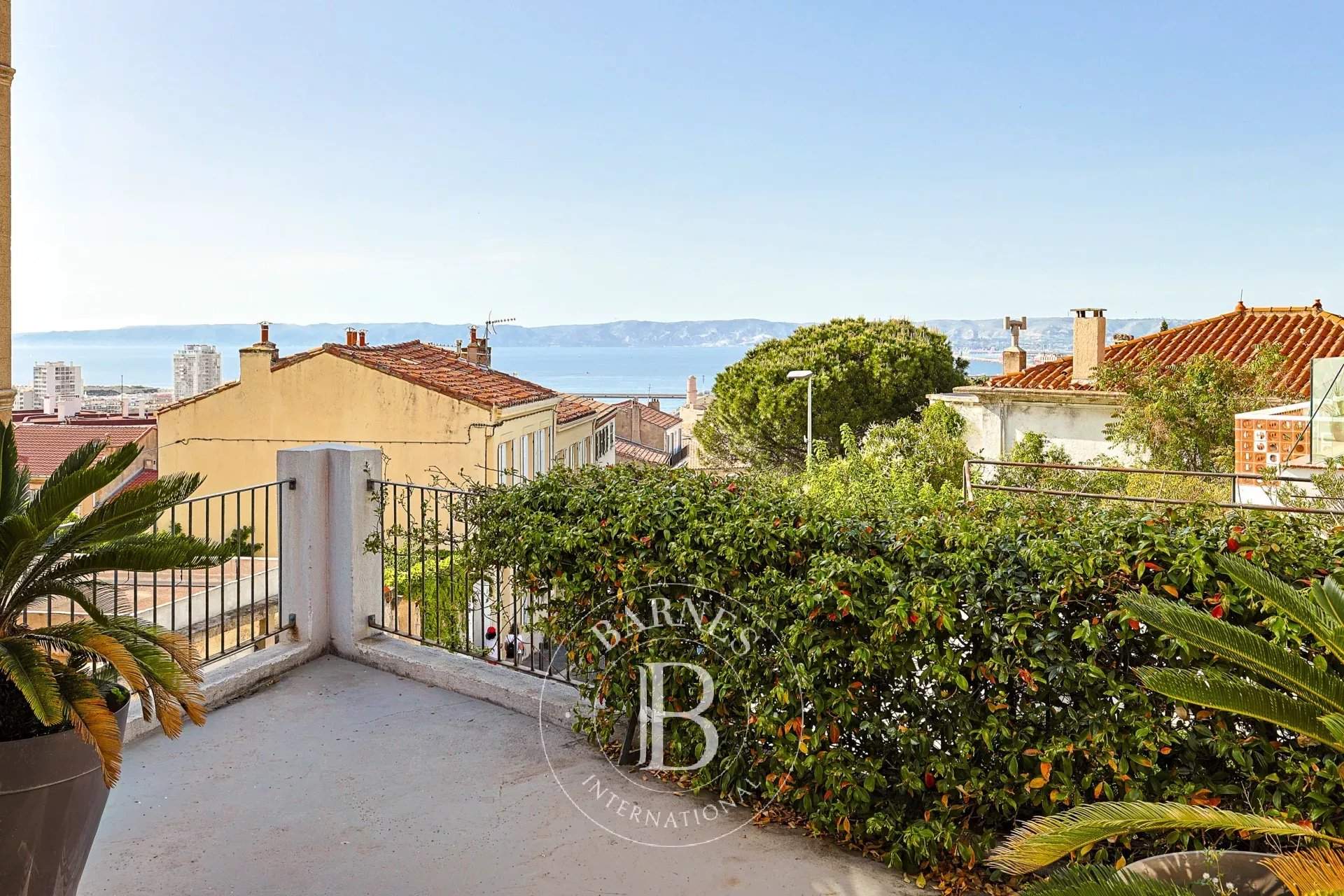 Marseille  - House 5 Bedrooms - picture 10