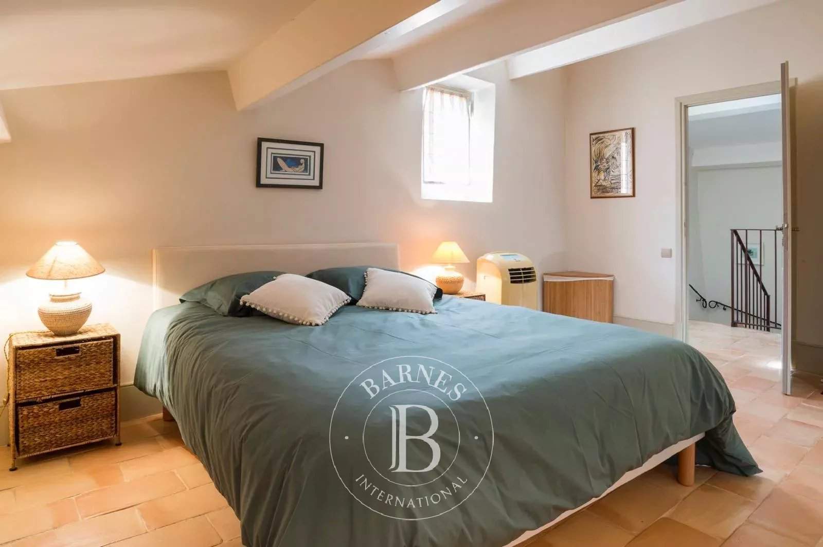 Pertuis  - Apartment villa 3 Bedrooms - picture 14