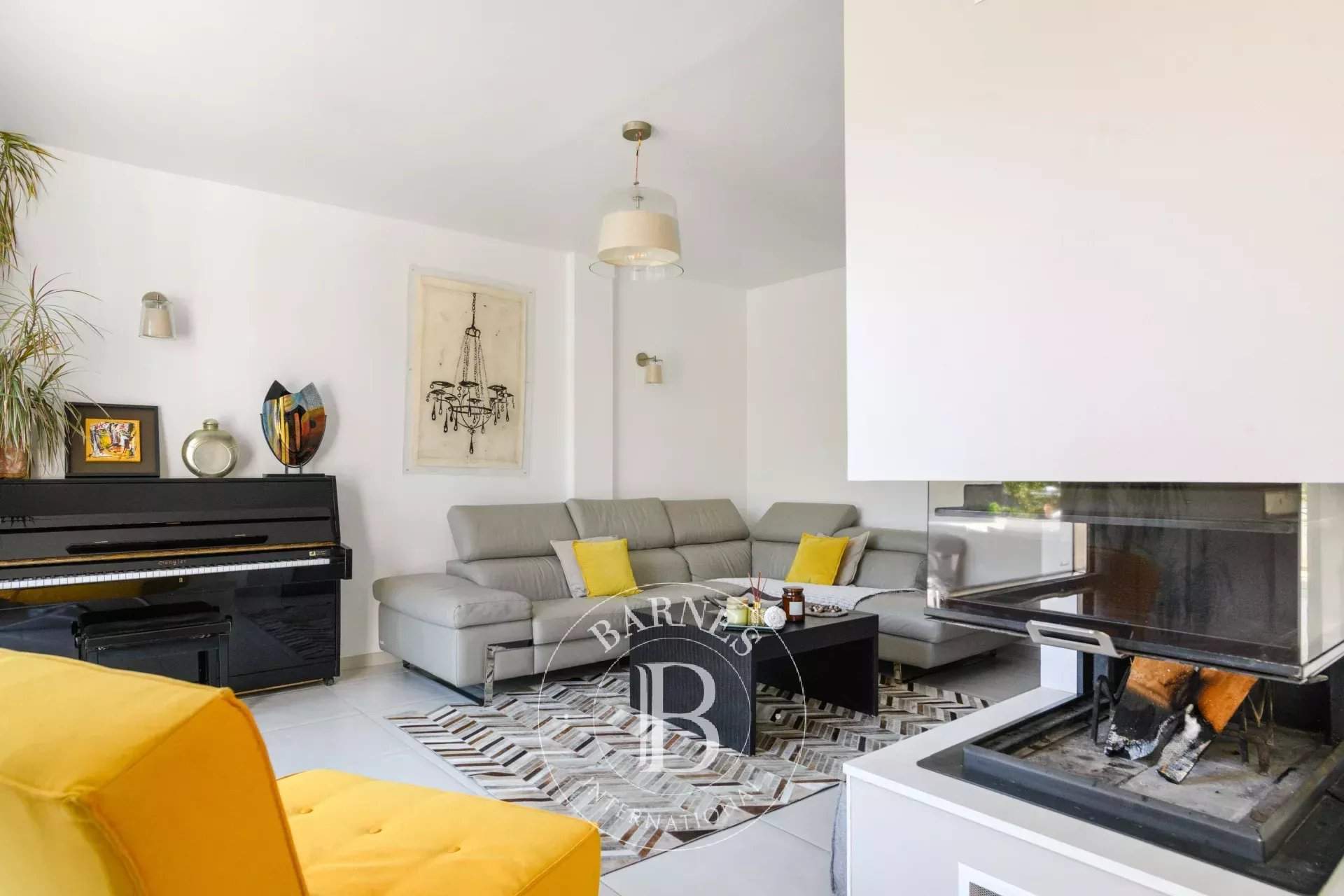 Marseille  - House 5 Bedrooms - picture 7