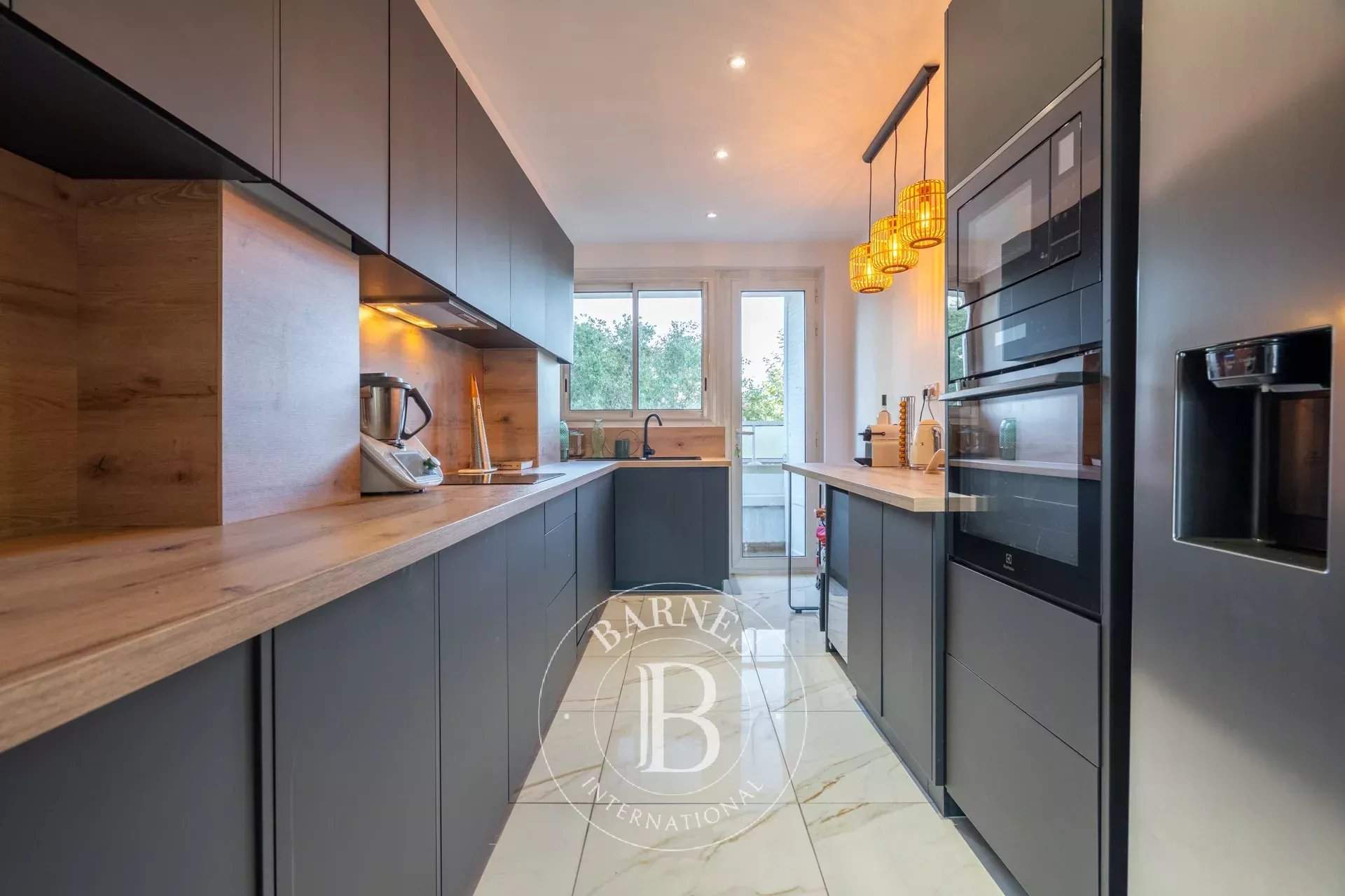 Marseille  - Appartement 3 Pi&egrave;ces 2 Chambres - picture 13