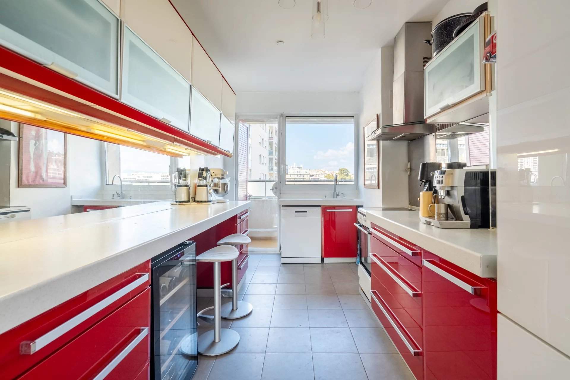 Marseille  - Apartment 2 Bedrooms - picture 9