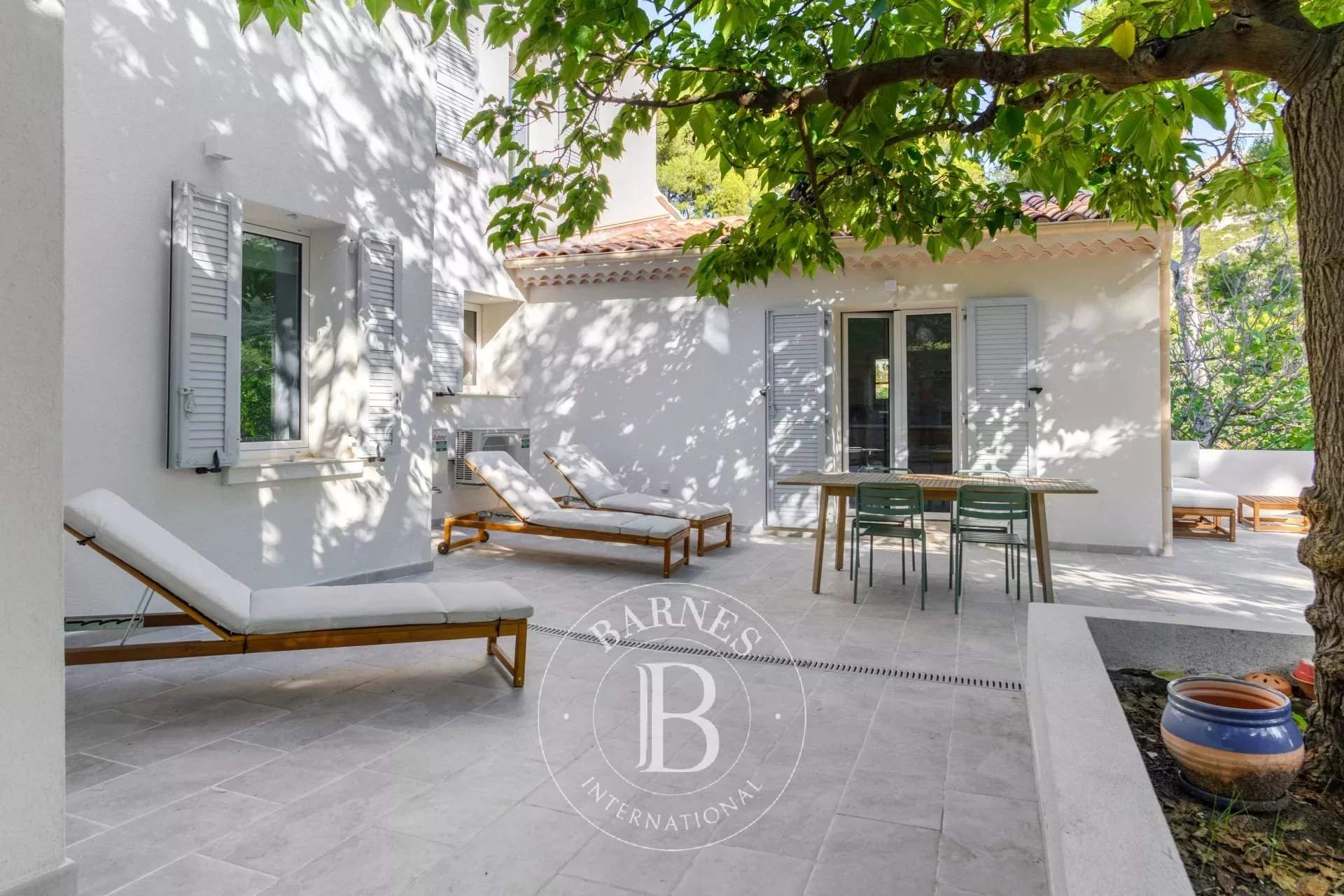 Marseille  - Maison 6 Pièces 5 Chambres - picture 5