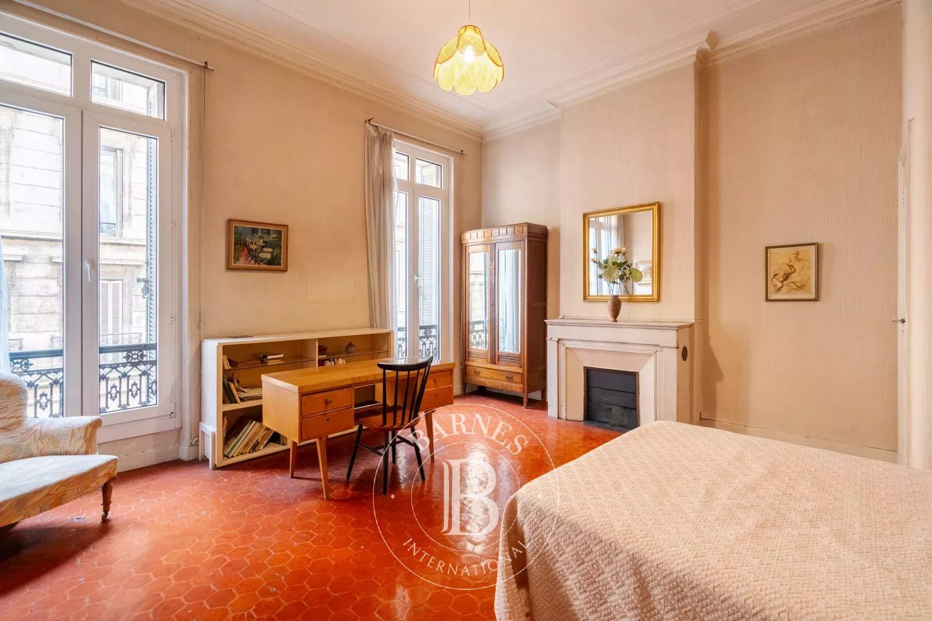 Marseille  - Appartement 7 Pièces 4 Chambres - picture 9