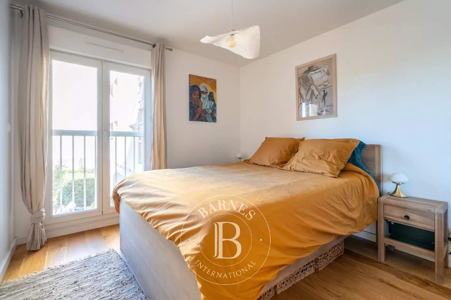 Marseille  - Apartment 3 Bedrooms - picture 12