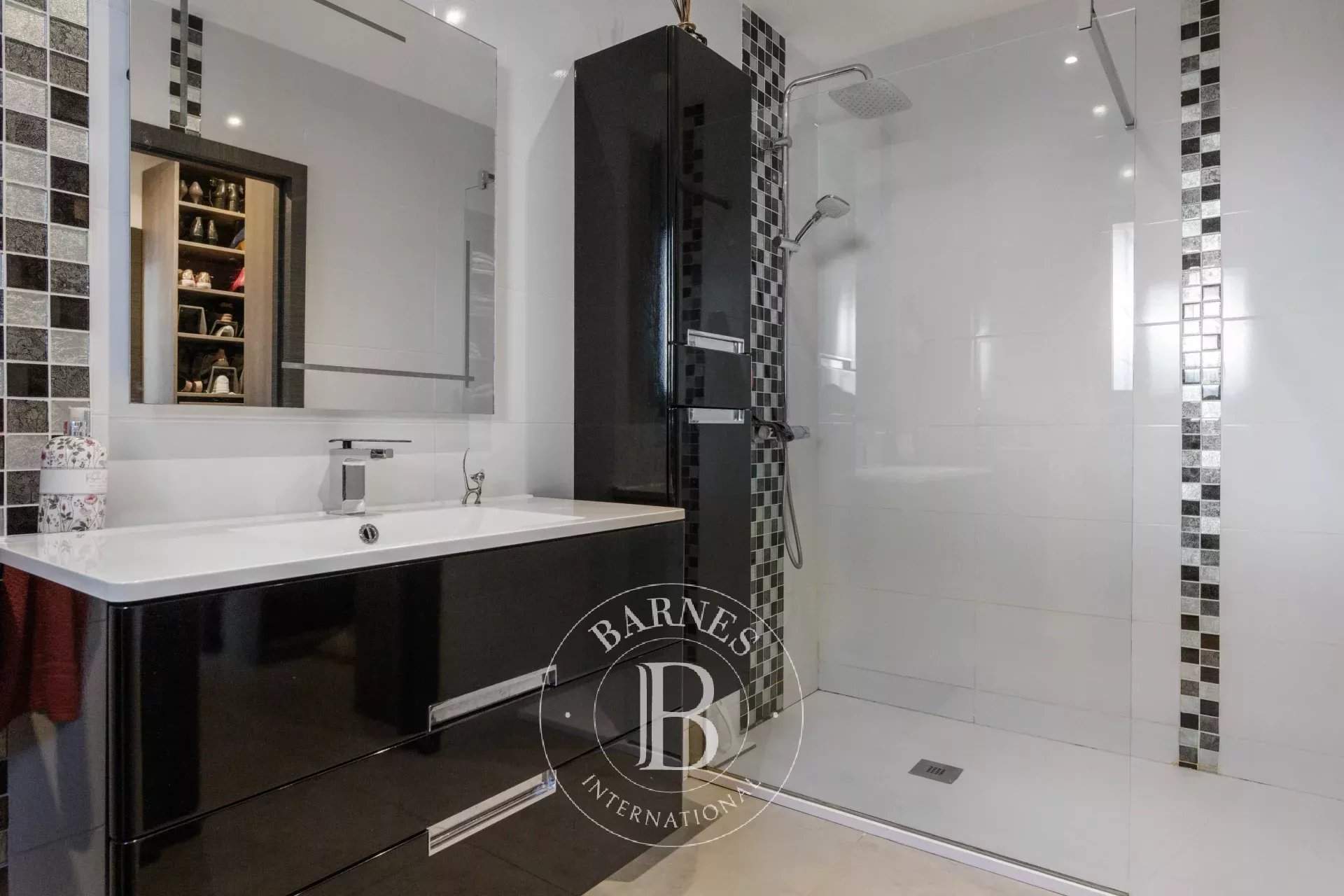 Marseille  - House 4 Bedrooms - picture 13