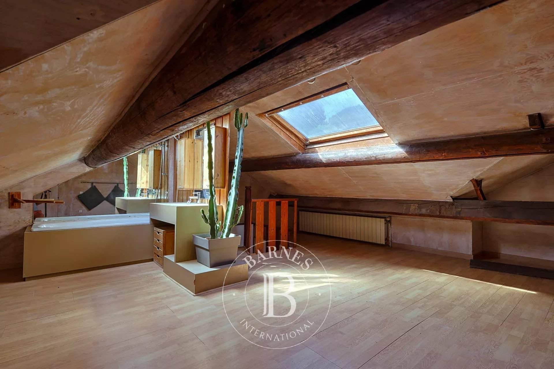 Marseille  - House 3 Bedrooms - picture 12