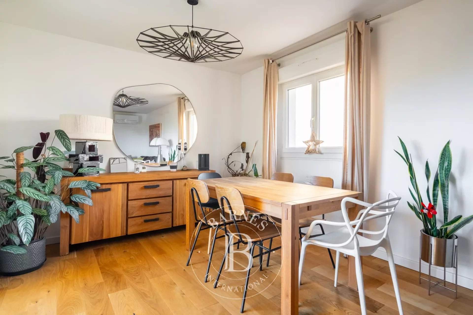 Marseille  - Apartment 3 Bedrooms - picture 2