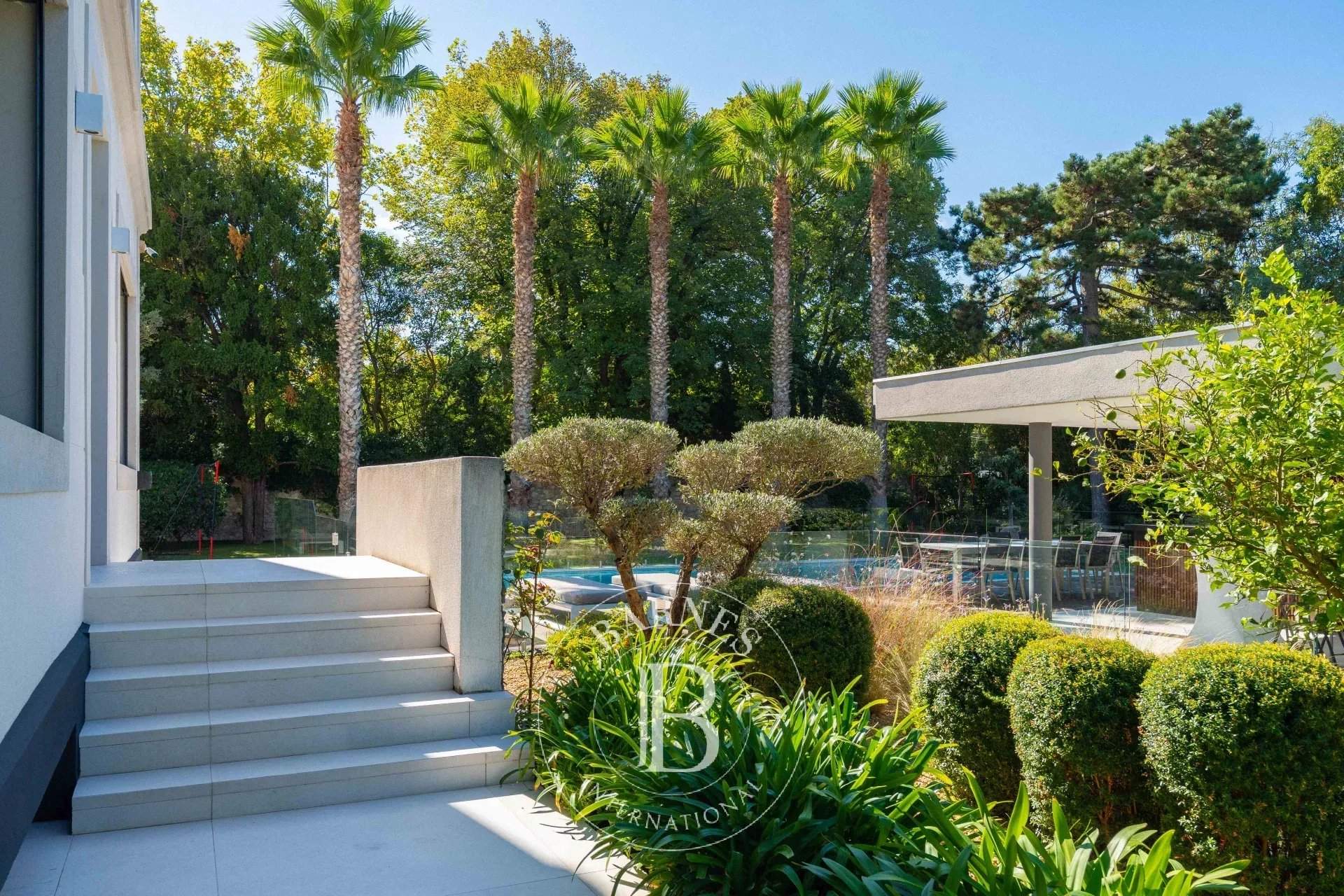 Marseille  - Mansion 7 Bedrooms - picture 2