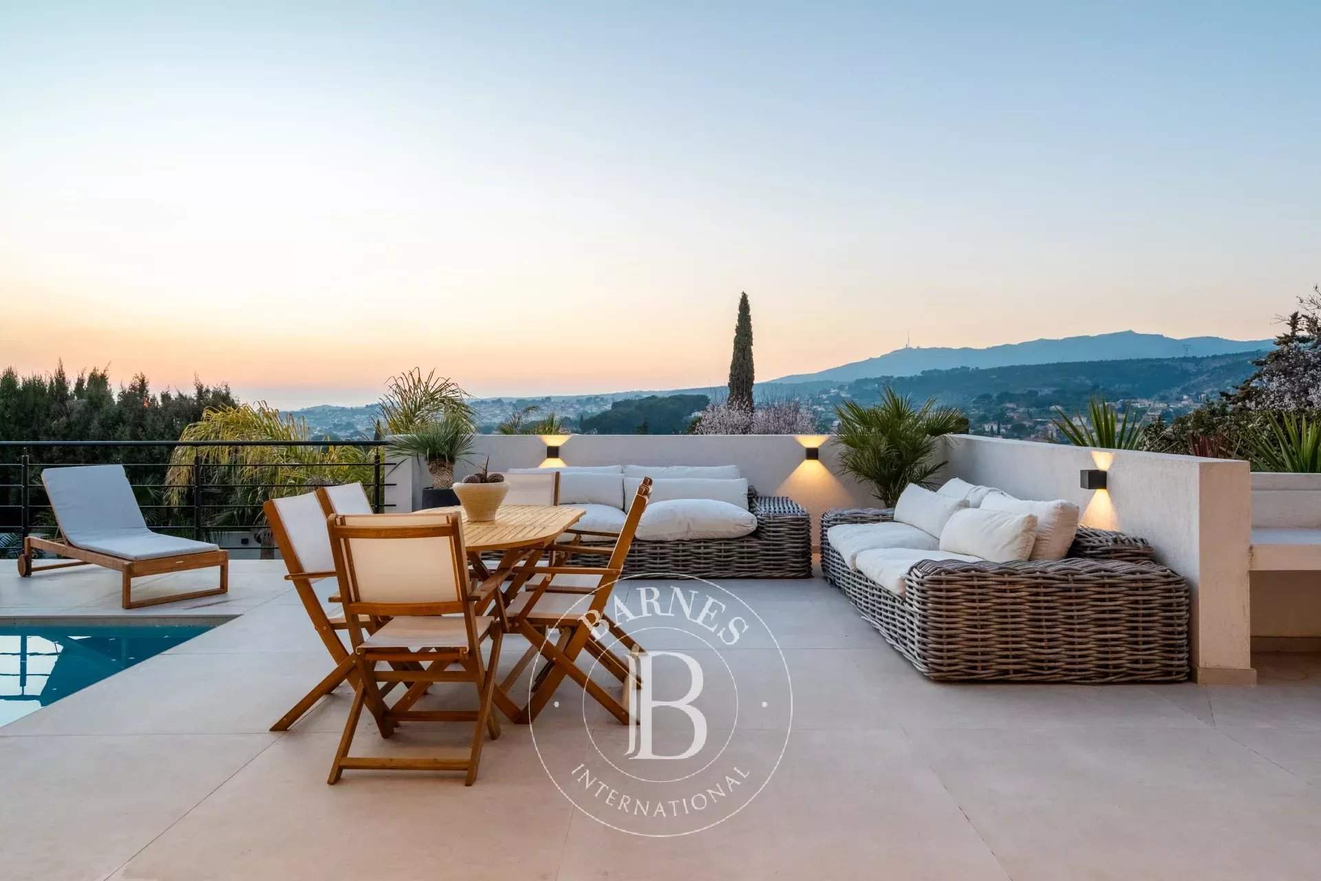 Allauch  - Maison 4 Pi&egrave;ces 3 Chambres - picture 2