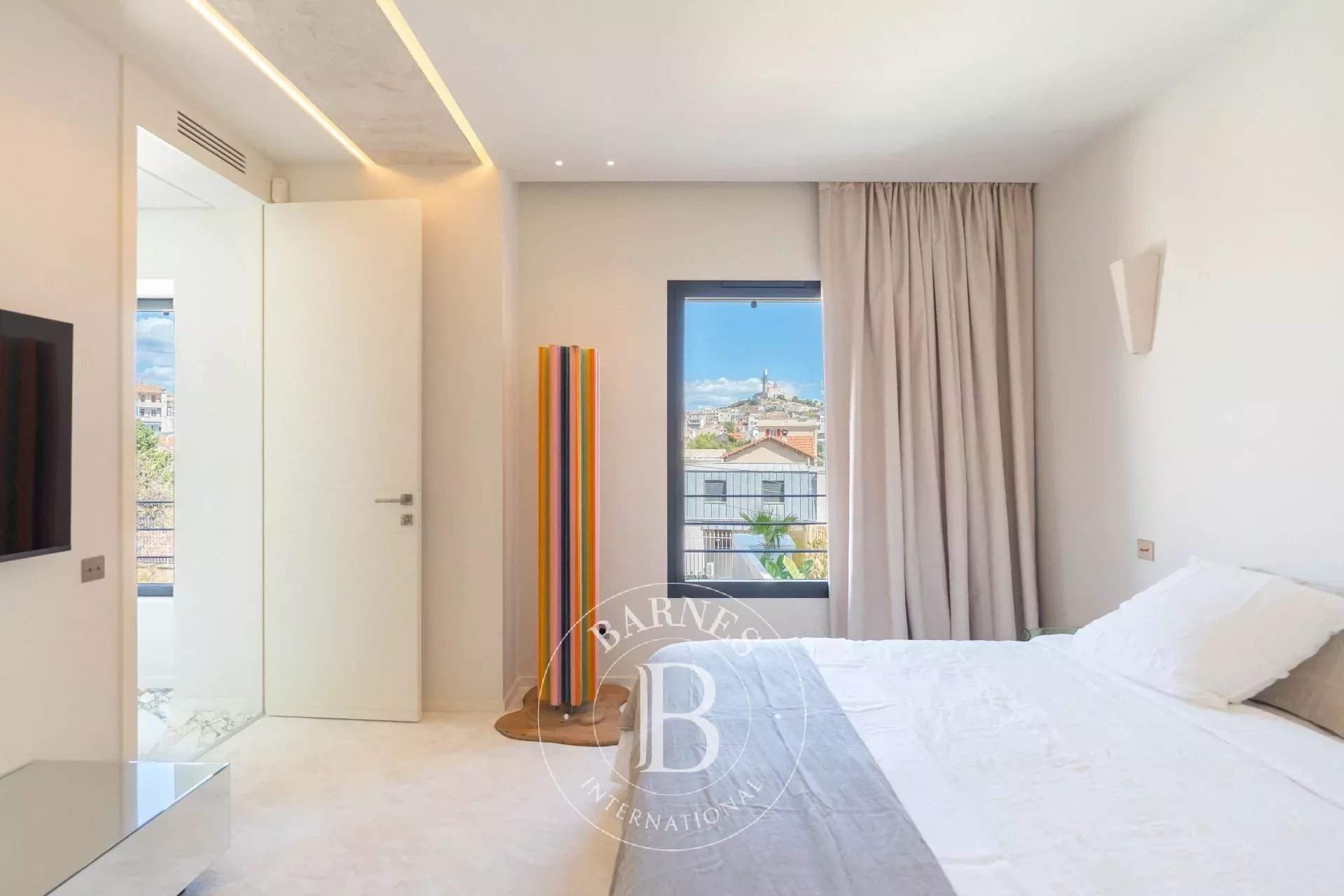 Marseille  - Villa 5 Pièces 4 Chambres - picture 13