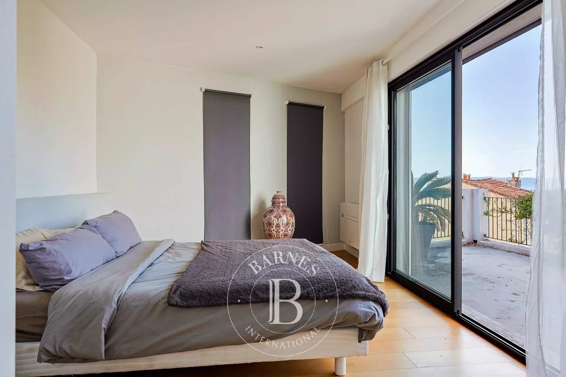 Marseille  - House 5 Bedrooms - picture 9