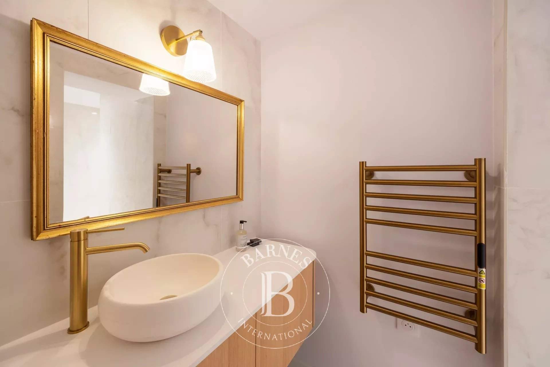 Aix-en-Provence  - Appartement 6 Pi&egrave;ces 3 Chambres - picture 12