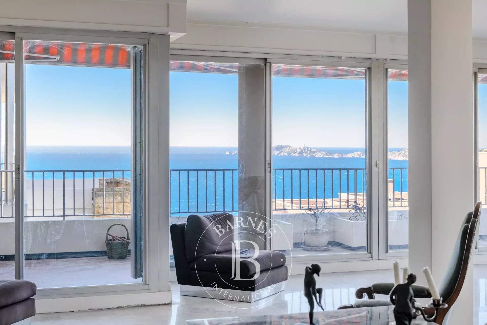 Marseille  - Apartment 3 Bedrooms - picture 1