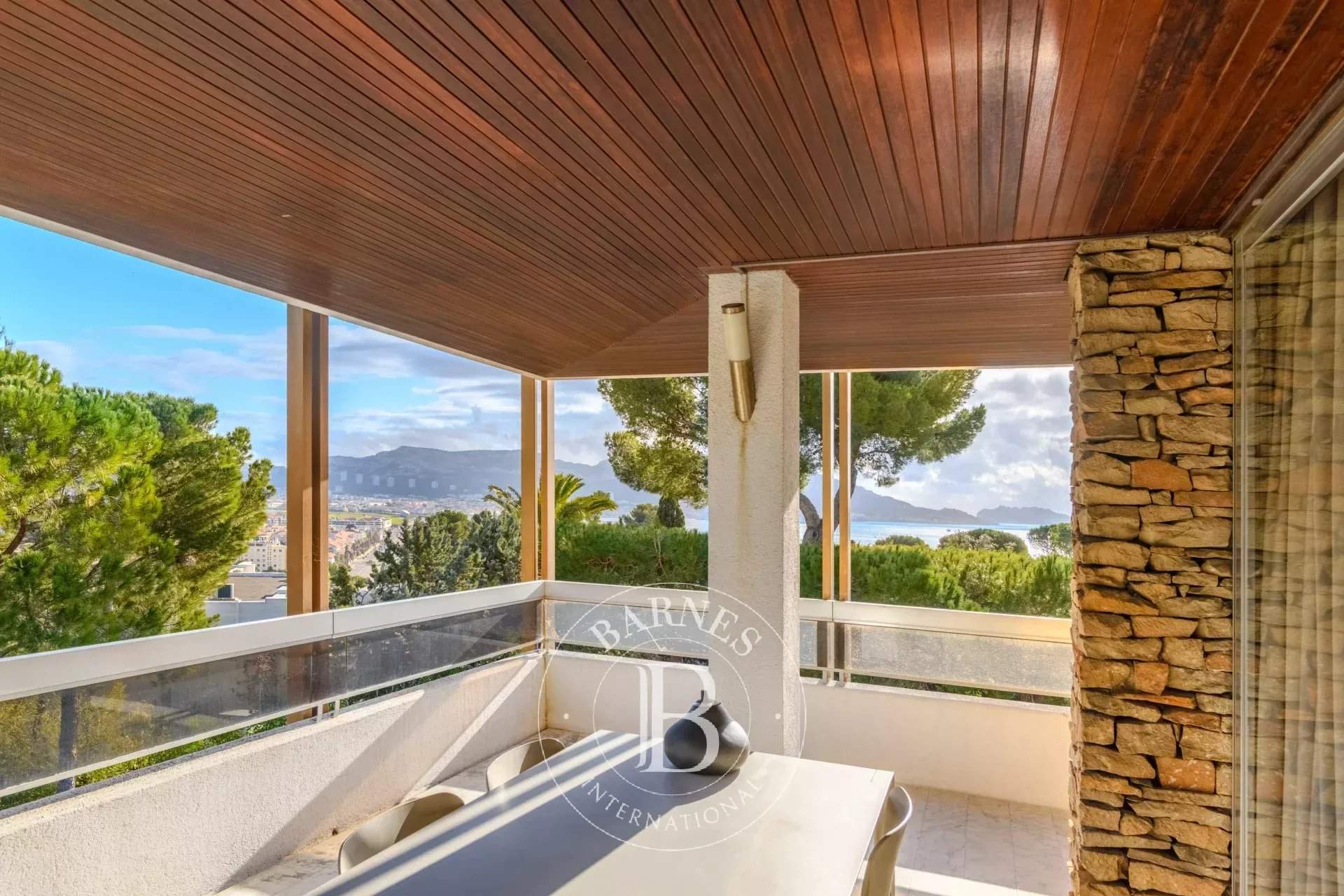 Marseille  - Maison 6 Pi&egrave;ces 4 Chambres - picture 10