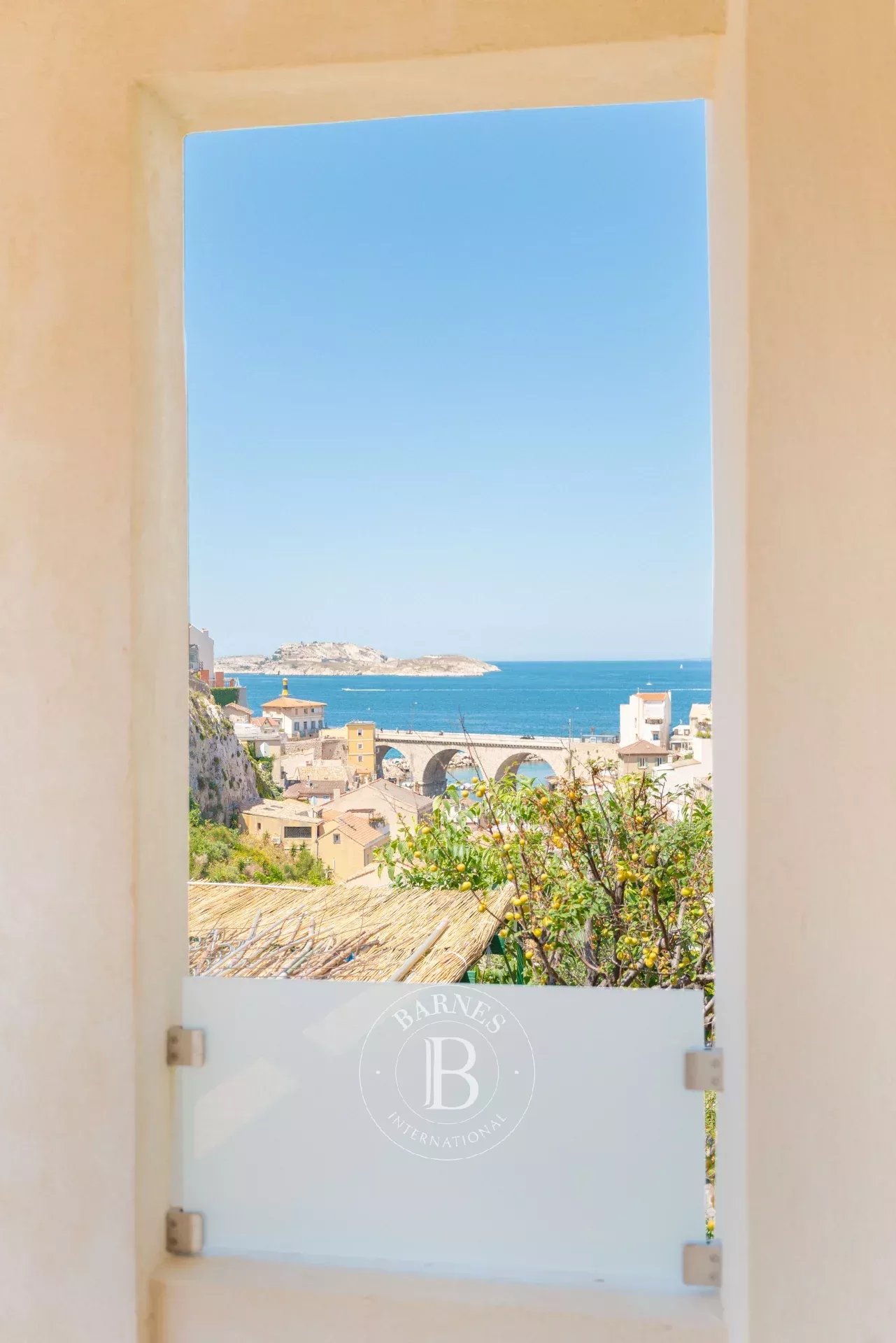 Marseille  - Apartment 2 Bedrooms - picture 6
