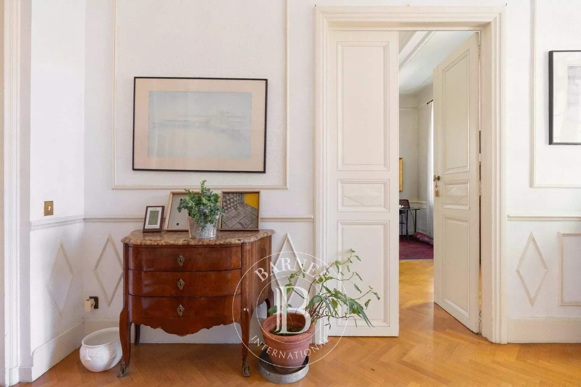 Marseille  - House 6 Bedrooms - picture 10