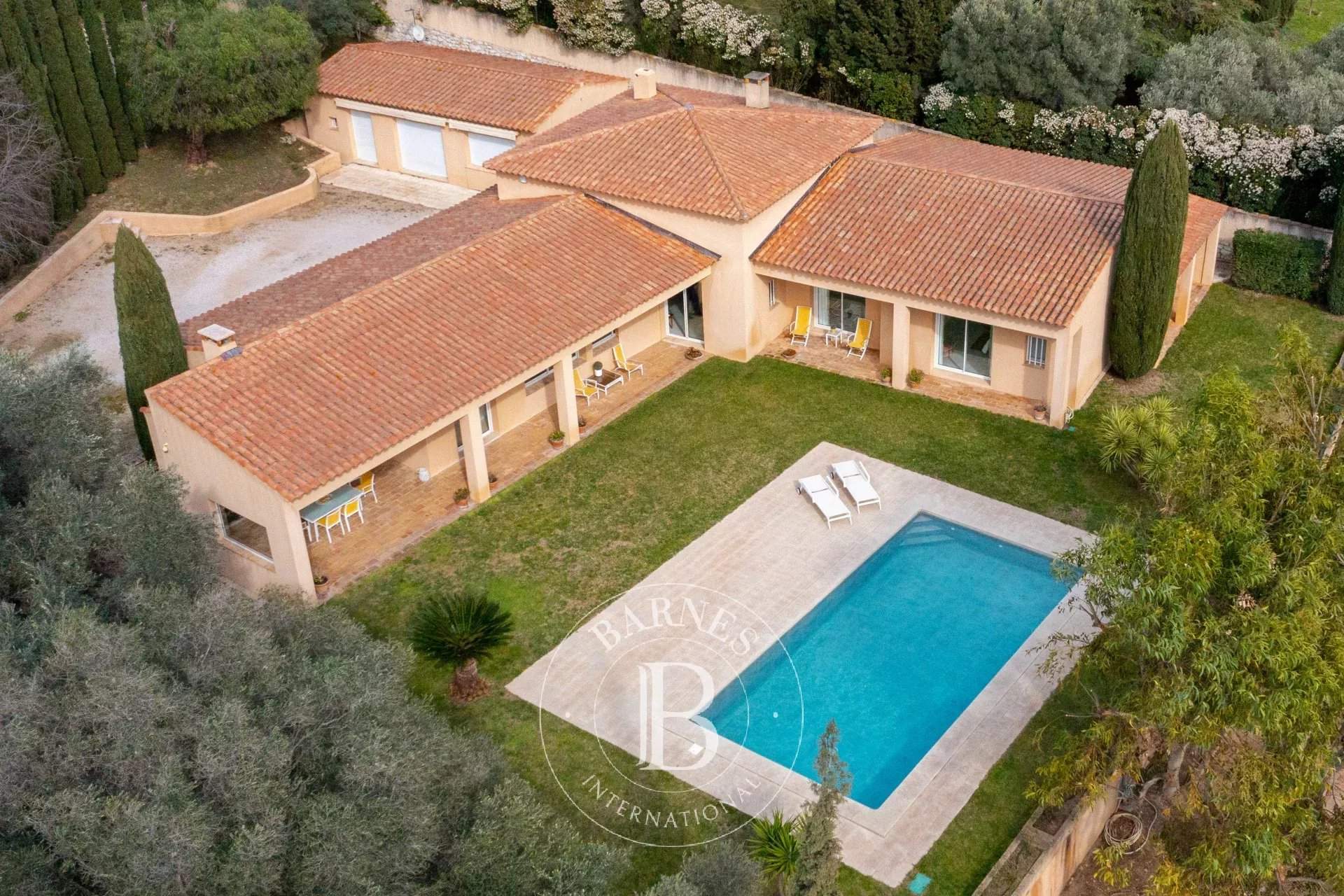 Cassis  - Villa 7 Pi&egrave;ces 3 Chambres - picture 16