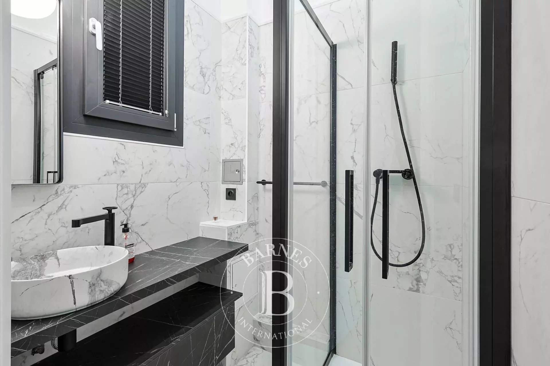 Marseille  - Apartment 3 Bedrooms - picture 9