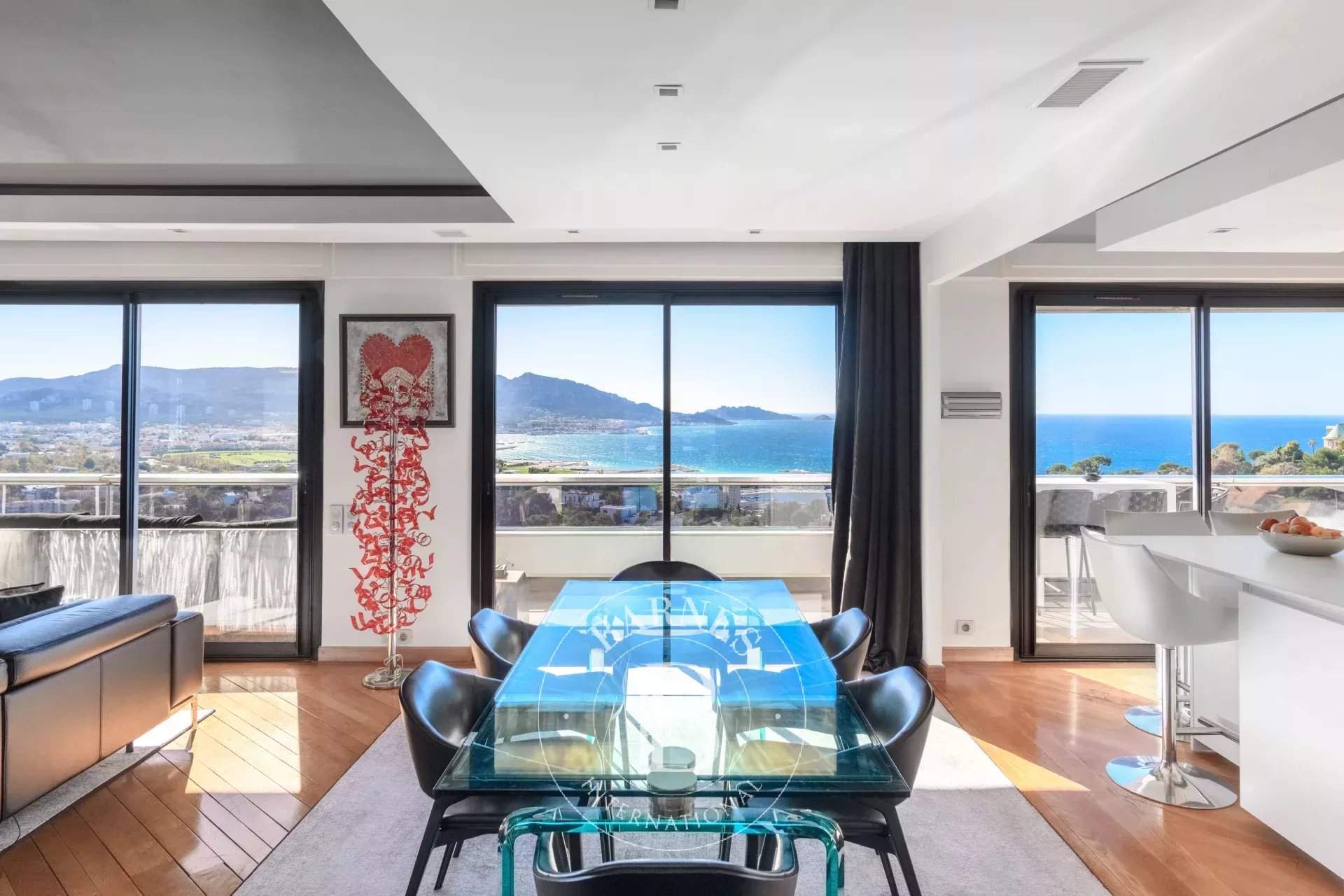 Marseille  - Appartement 6 Pièces 4 Chambres - picture 1