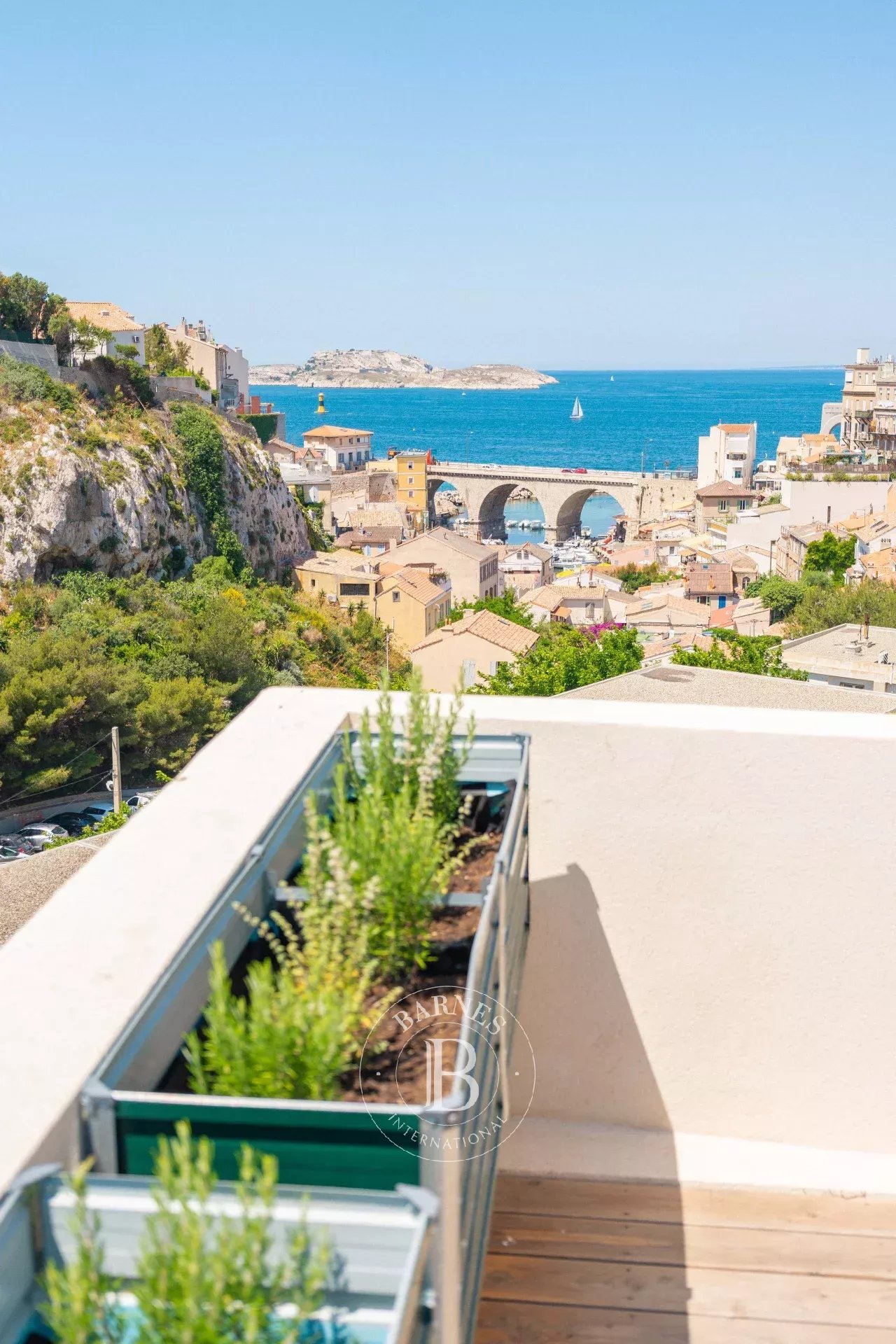 Marseille  - Apartment 2 Bedrooms - picture 2
