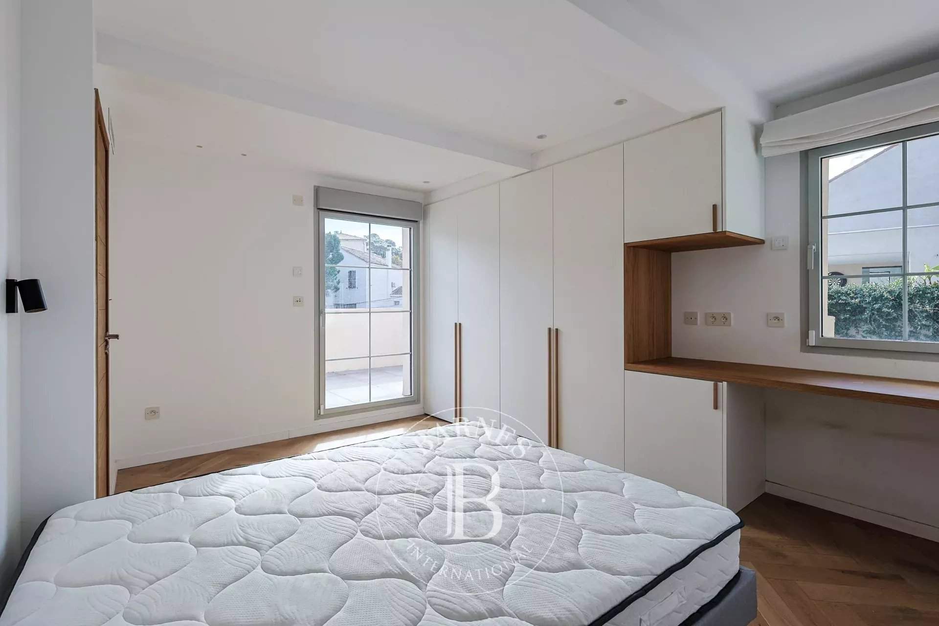 Marseille  - Maison 5 Pièces 3 Chambres - picture 12