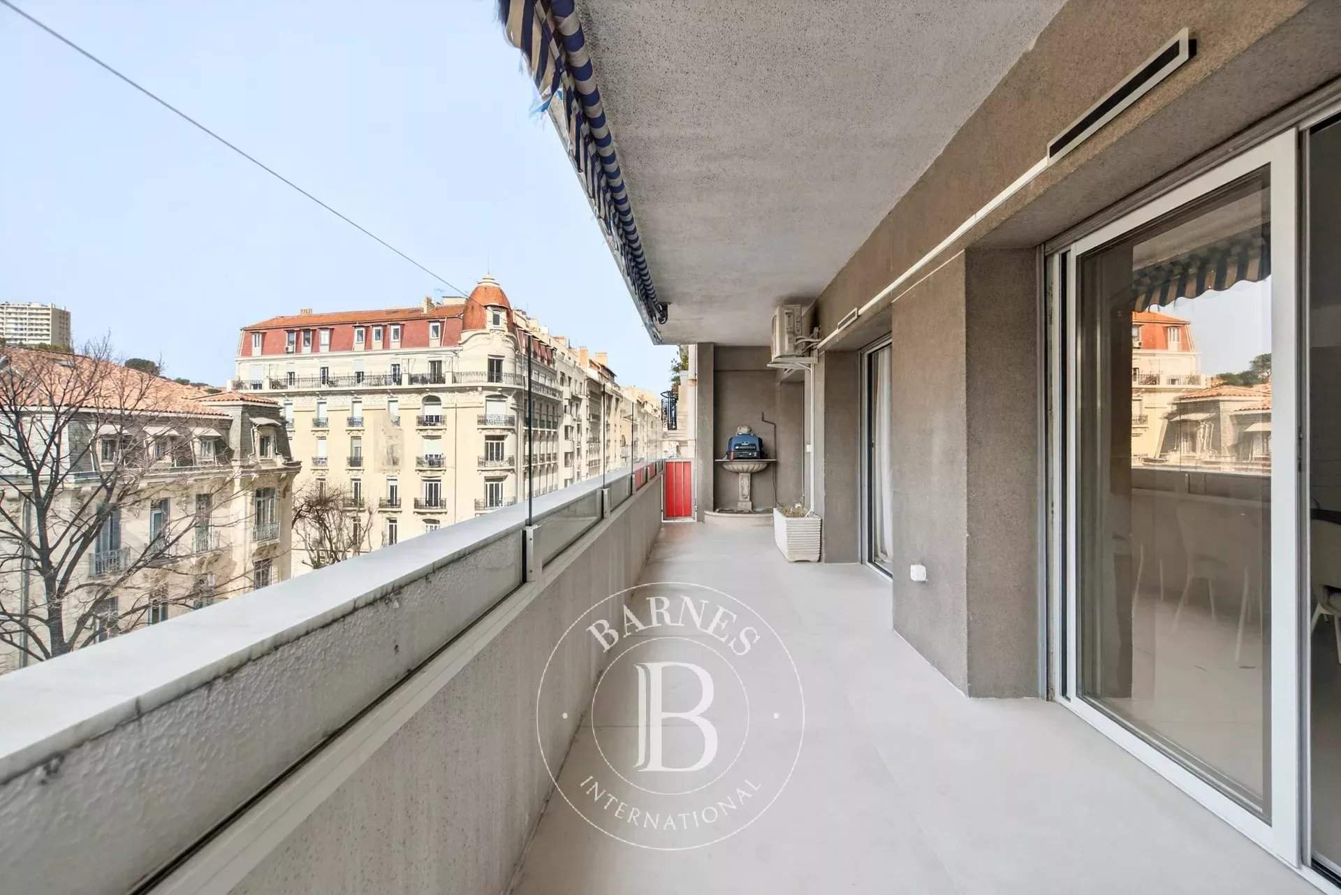 Marseille  - Apartment 3 Bedrooms - picture 16