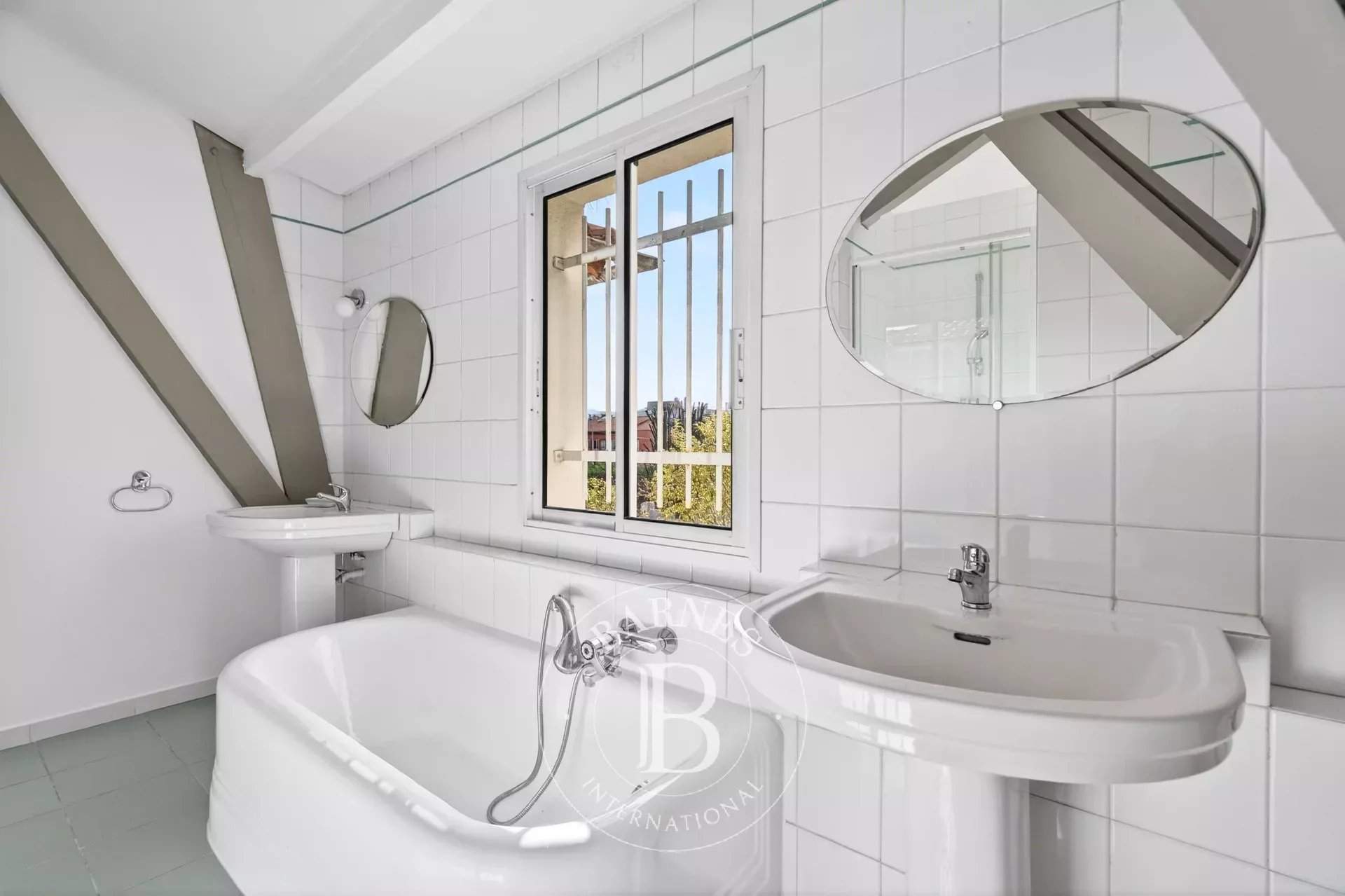 Marseille  - Maison 6 Pi&egrave;ces 4 Chambres - picture 18