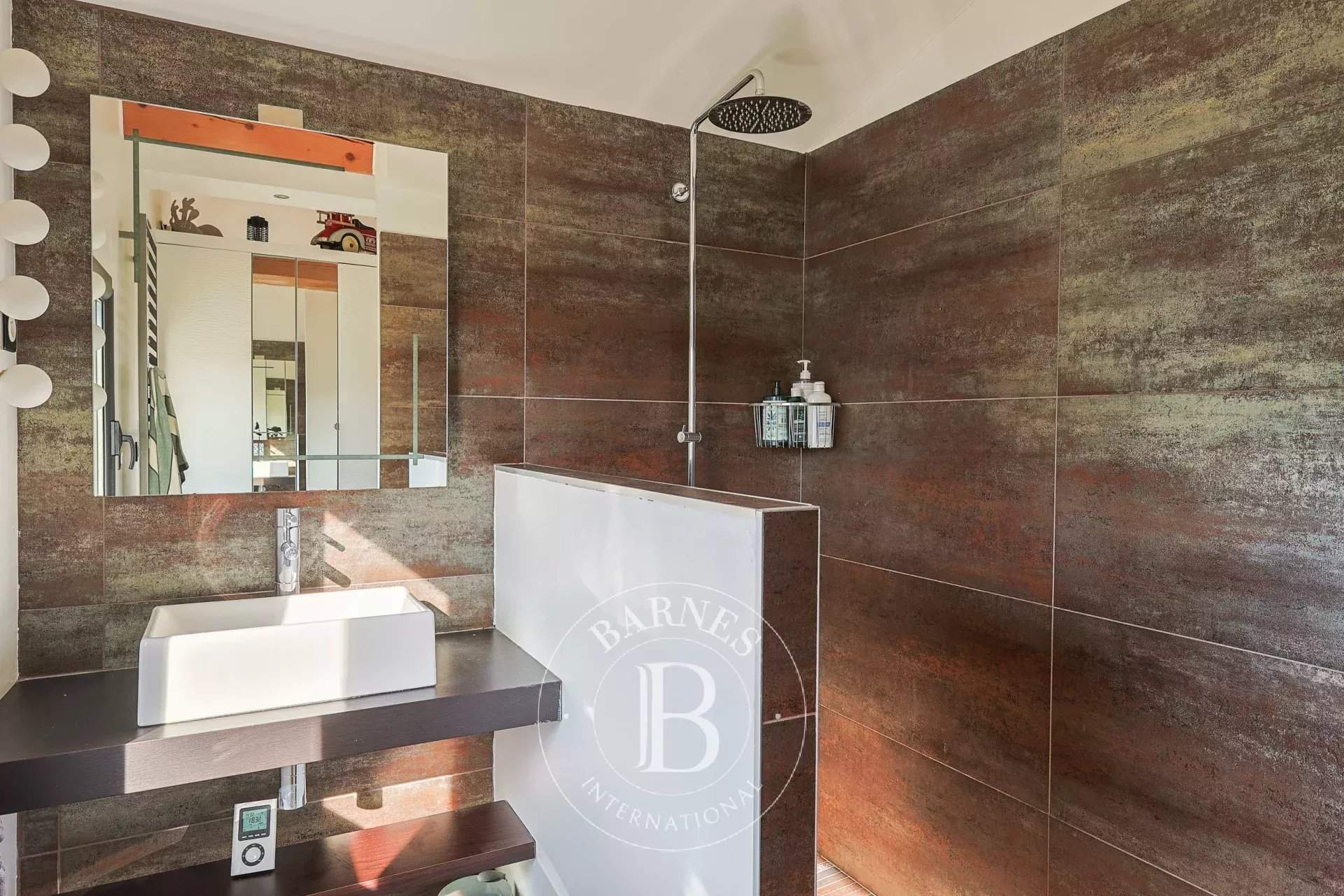 Marseille  - Maison 7 Pi&egrave;ces 4 Chambres - picture 13