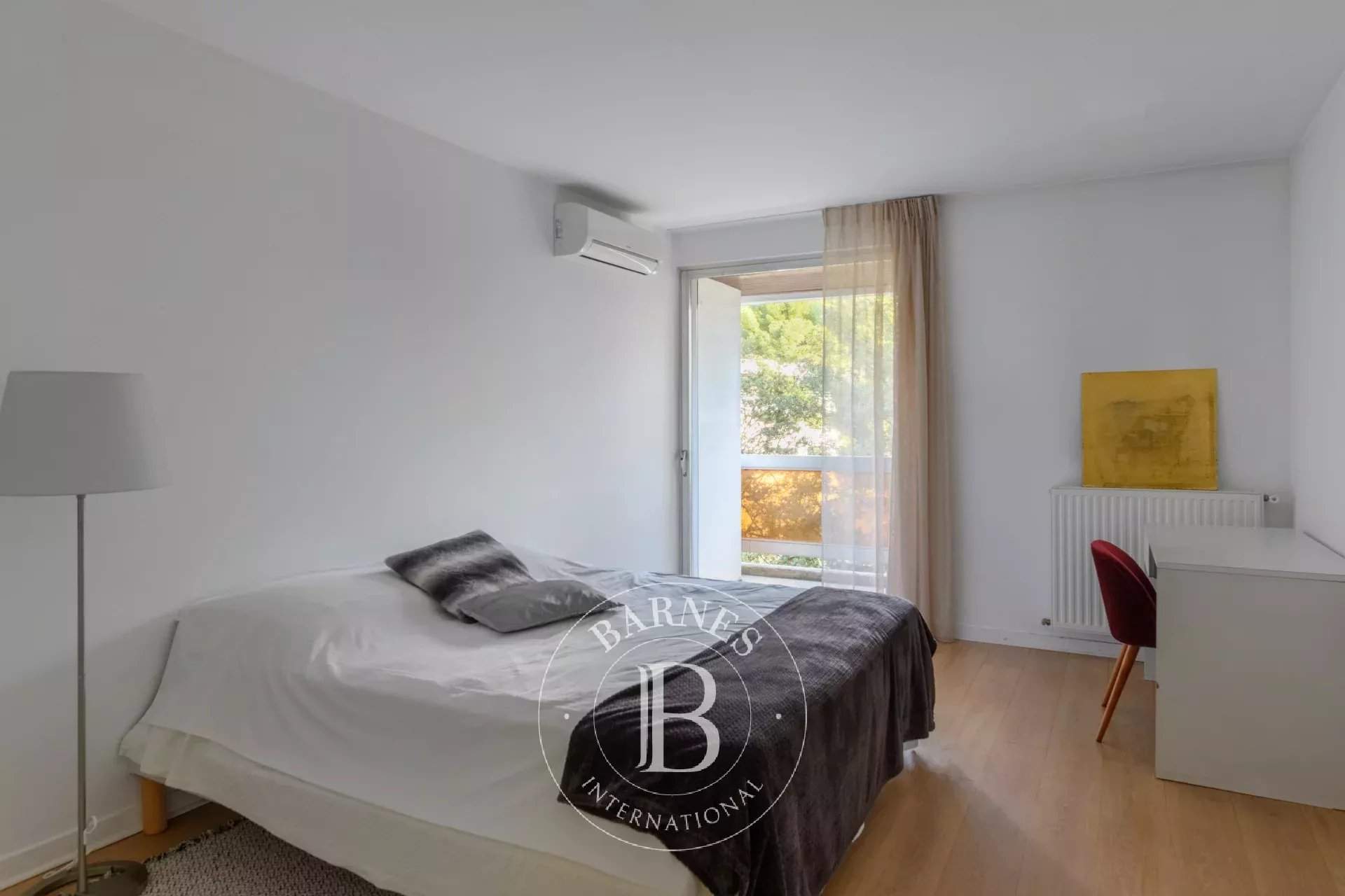 Marseille  - Maison 6 Pi&egrave;ces 4 Chambres - picture 14