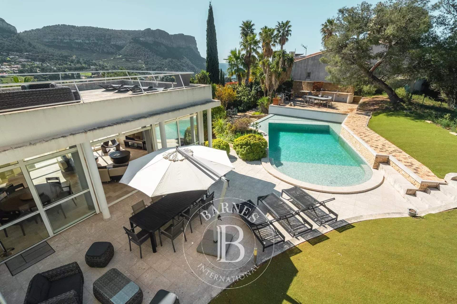 Cassis  - Maison 7 Pi&egrave;ces 5 Chambres - picture 2