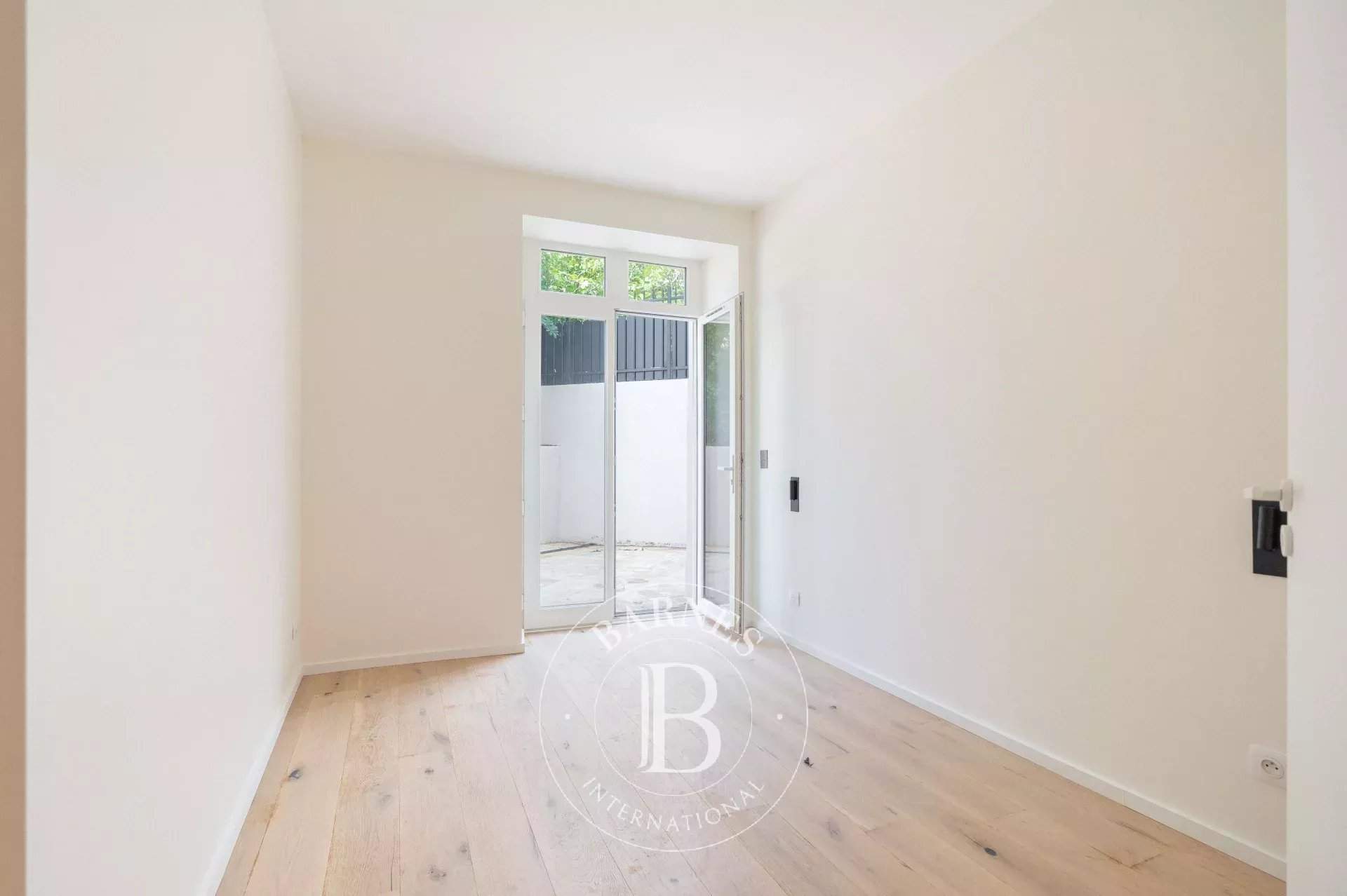 Marseille  - Apartment 3 Bedrooms - picture 7