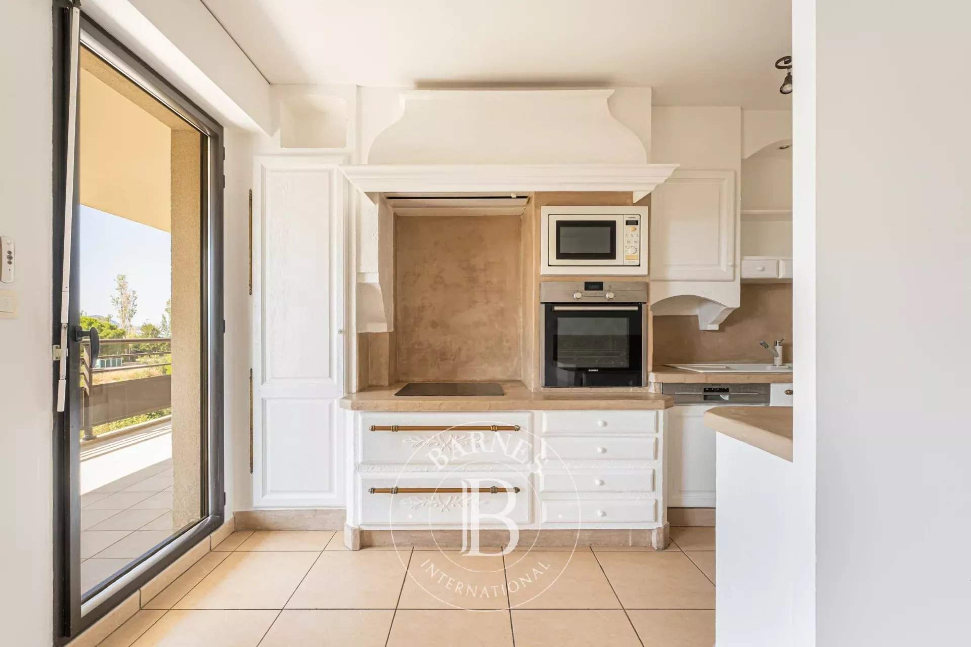 Marseille  - Apartment 2 Bedrooms - picture 5