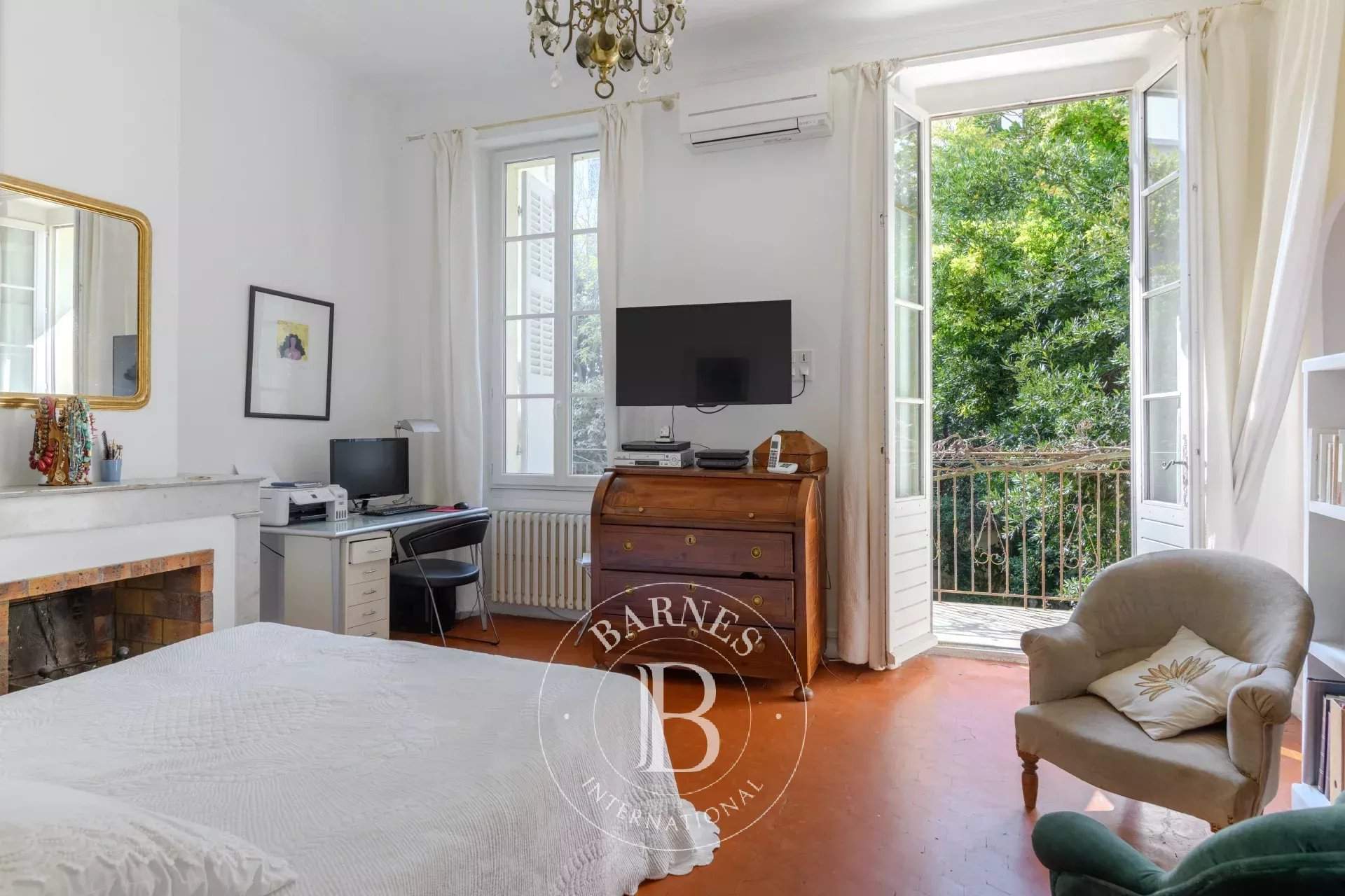 Marseille  - Appartement 5 Pièces 2 Chambres - picture 8