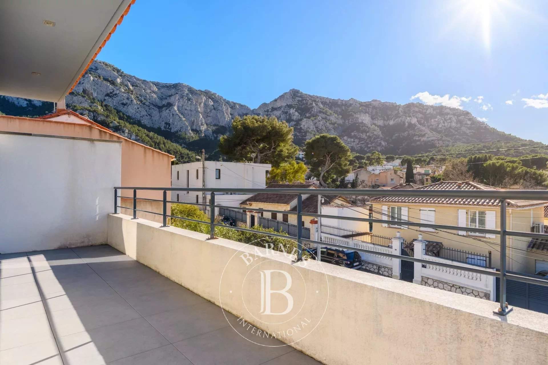 Marseille  - Maison 4 Pi&egrave;ces 4 Chambres - picture 12