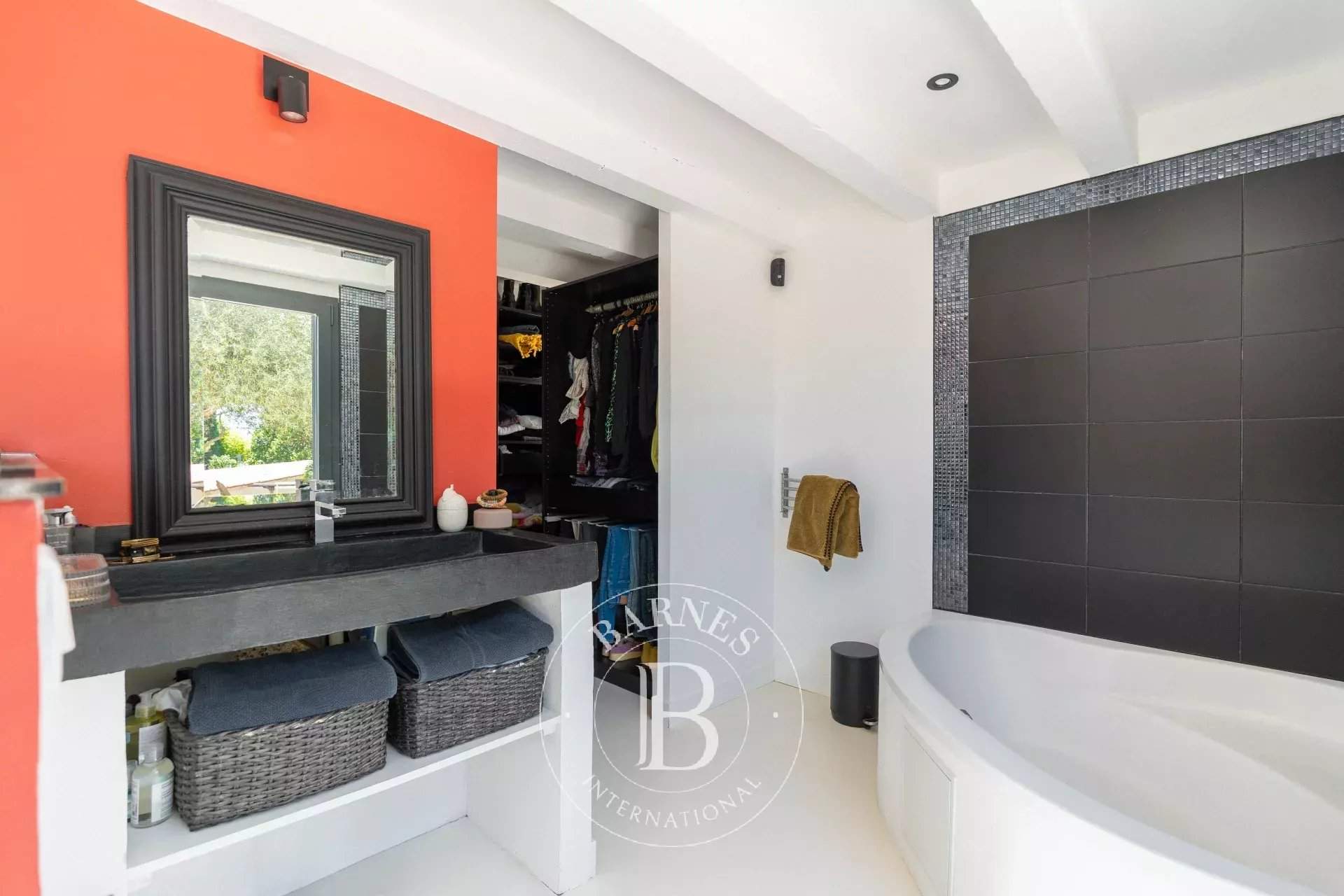 Aubagne  - House 5 Bedrooms - picture 12