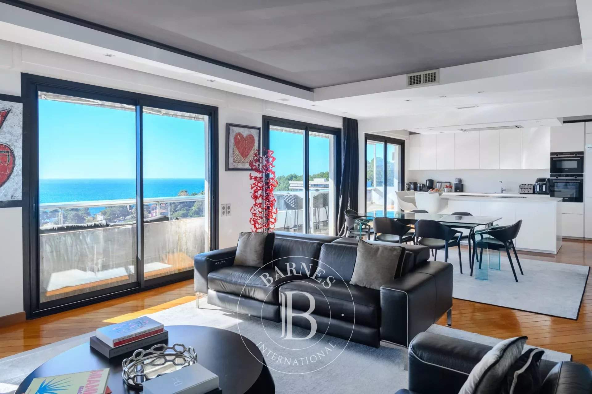 Marseille  - Appartement 6 Pièces 4 Chambres - picture 8