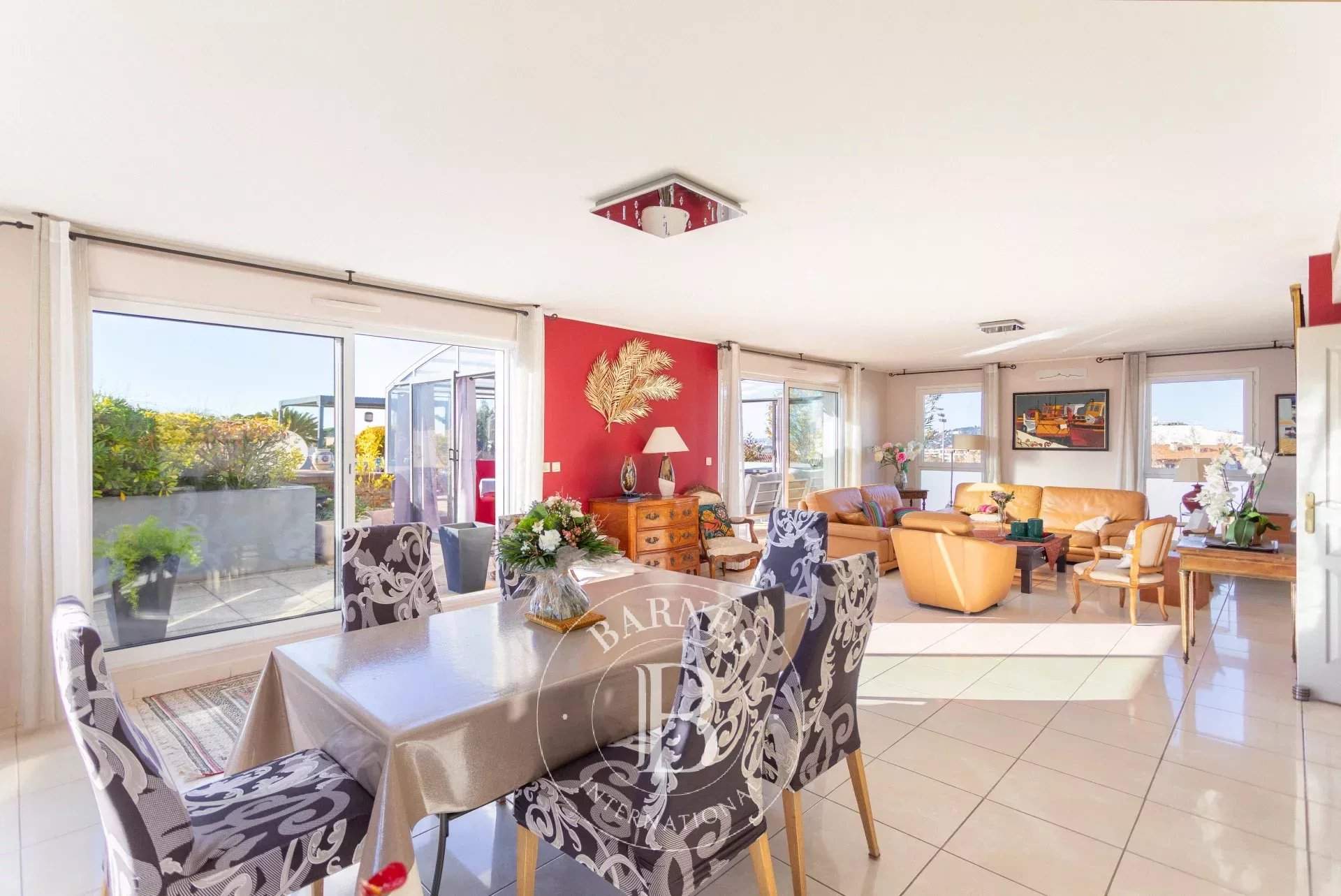 Marseille  - Apartment 3 Bedrooms - picture 14