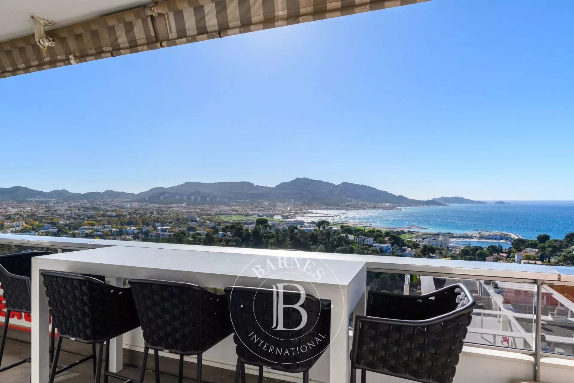 Marseille  - Appartement 6 Pièces 4 Chambres - picture 12