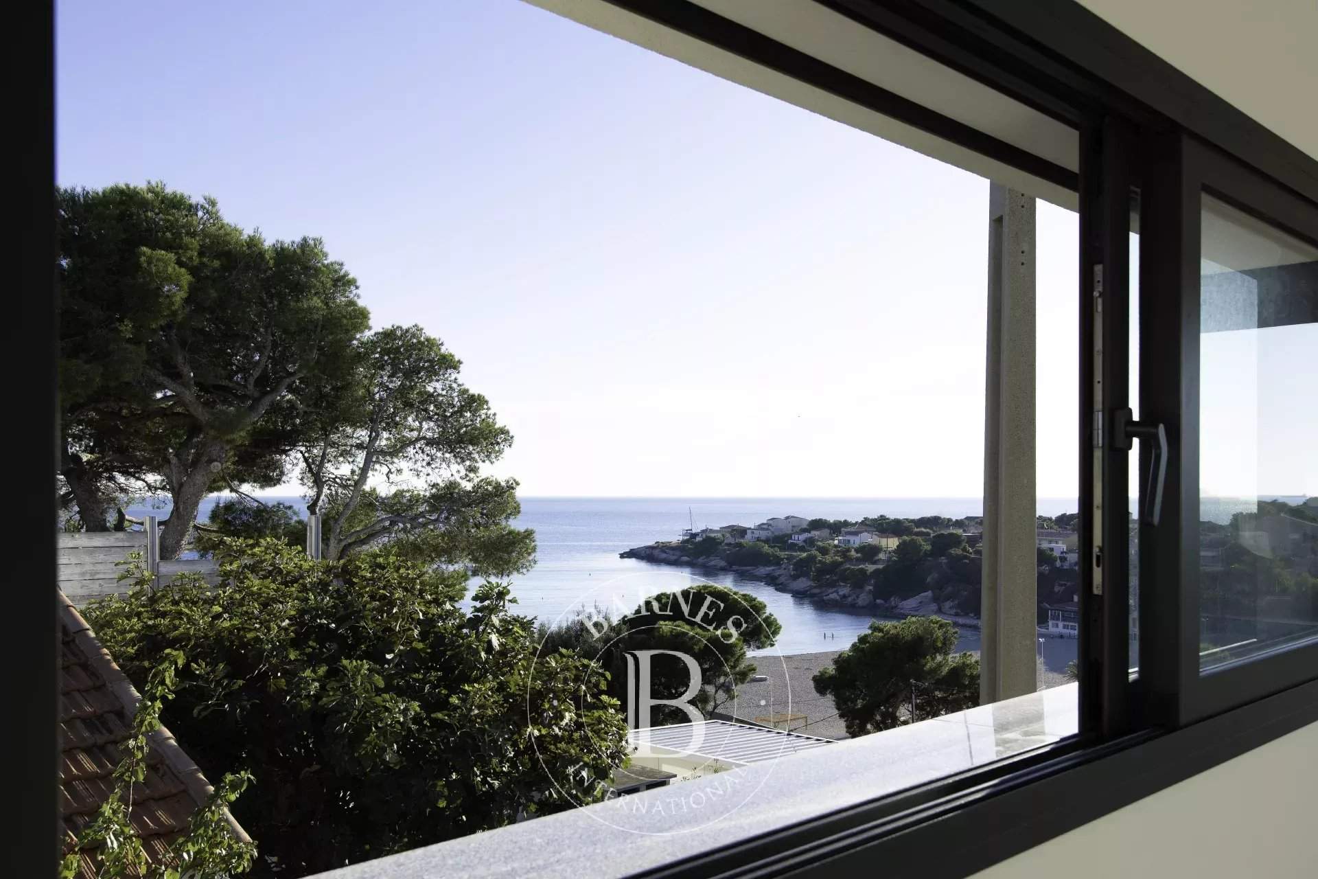 Martigues  - Villa 5 Pi&egrave;ces 4 Chambres - picture 1