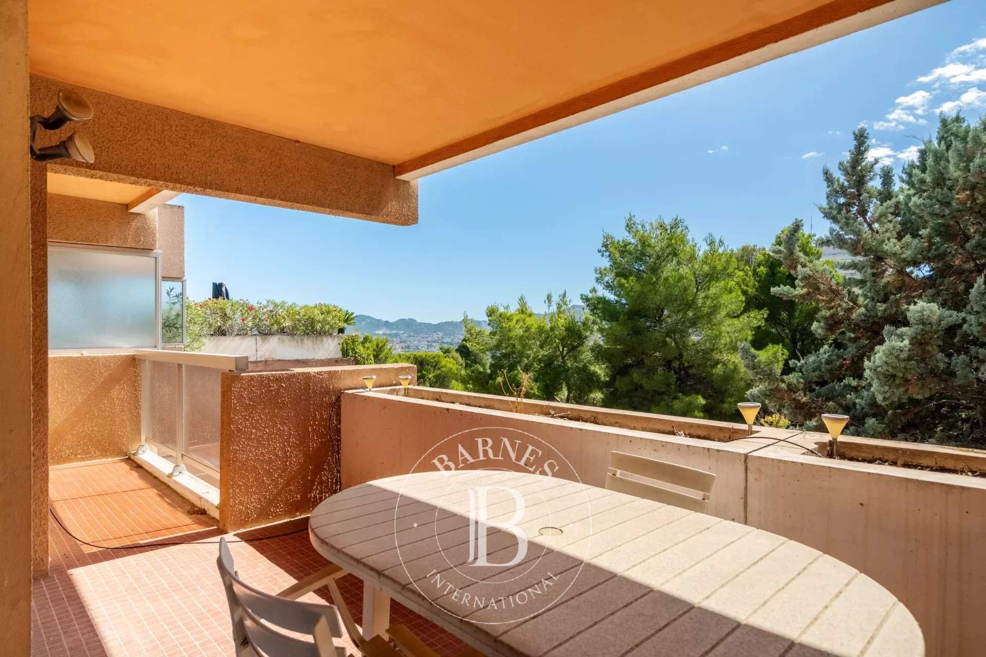 Marseille  - Apartment 3 Bedrooms - picture 16