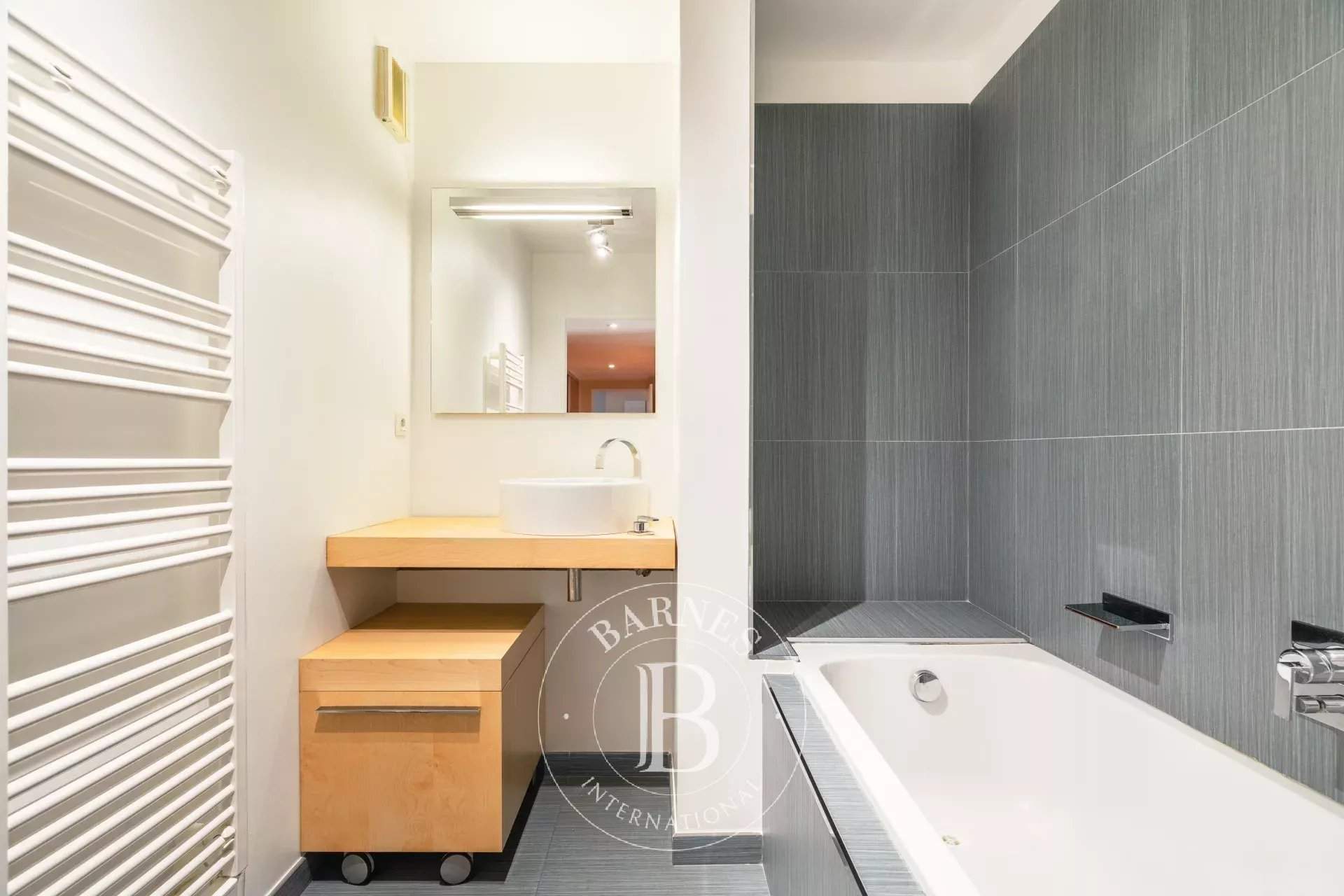 Marseille  - Appartement 4 Pi&egrave;ces 3 Chambres - picture 8