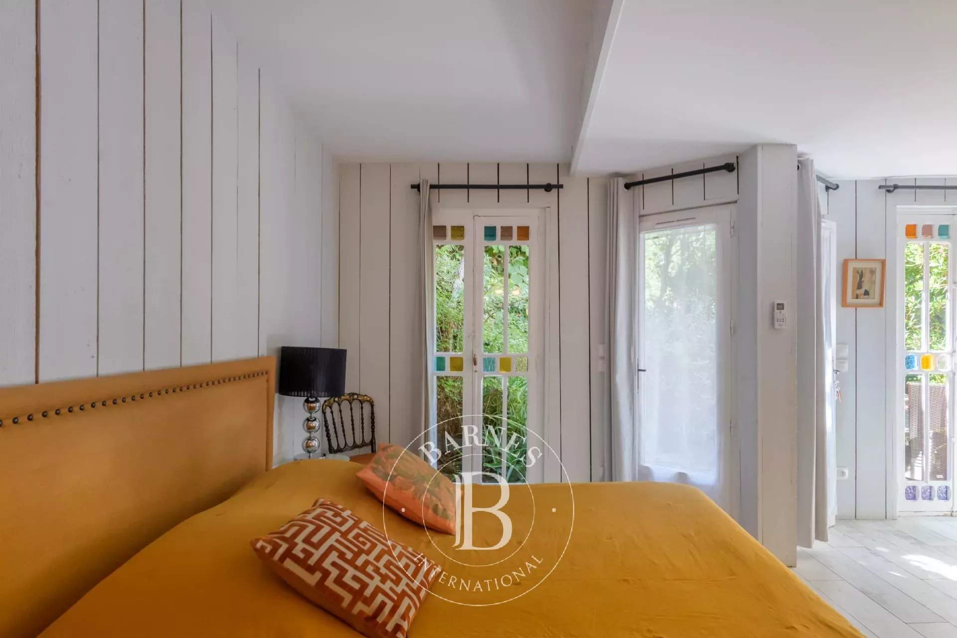 Marseille  - House 5 Bedrooms - picture 19
