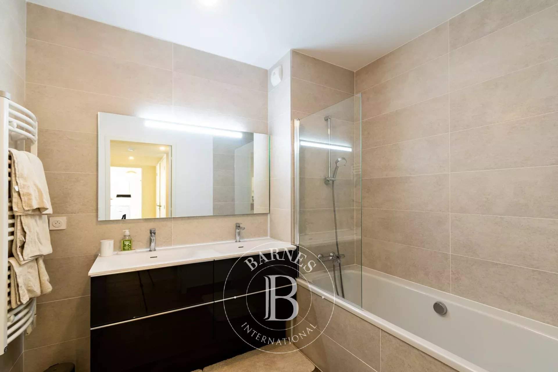 Aix-en-Provence  - Apartment 2 Bedrooms - picture 13