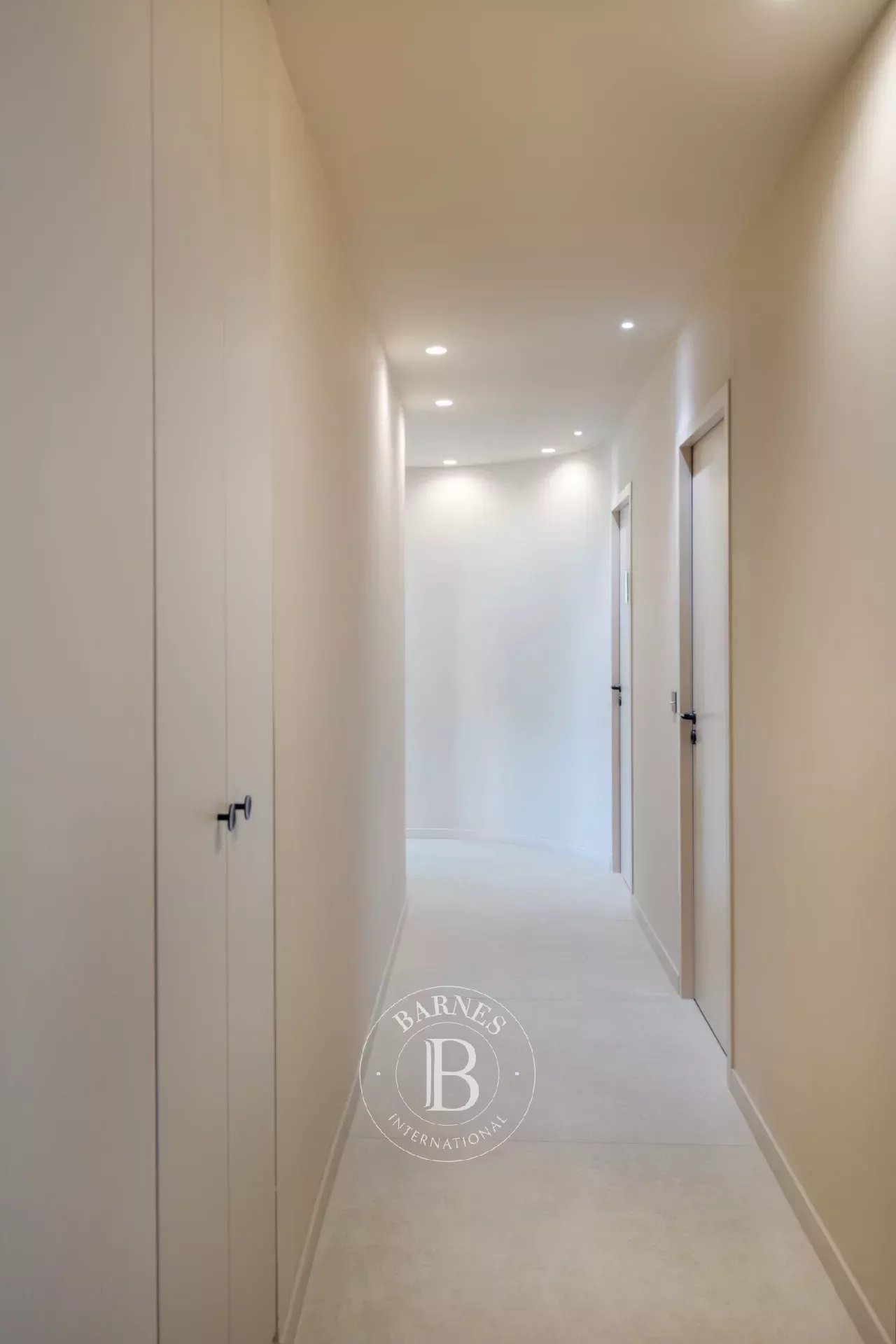 Marseille  - Apartment 3 Bedrooms - picture 18